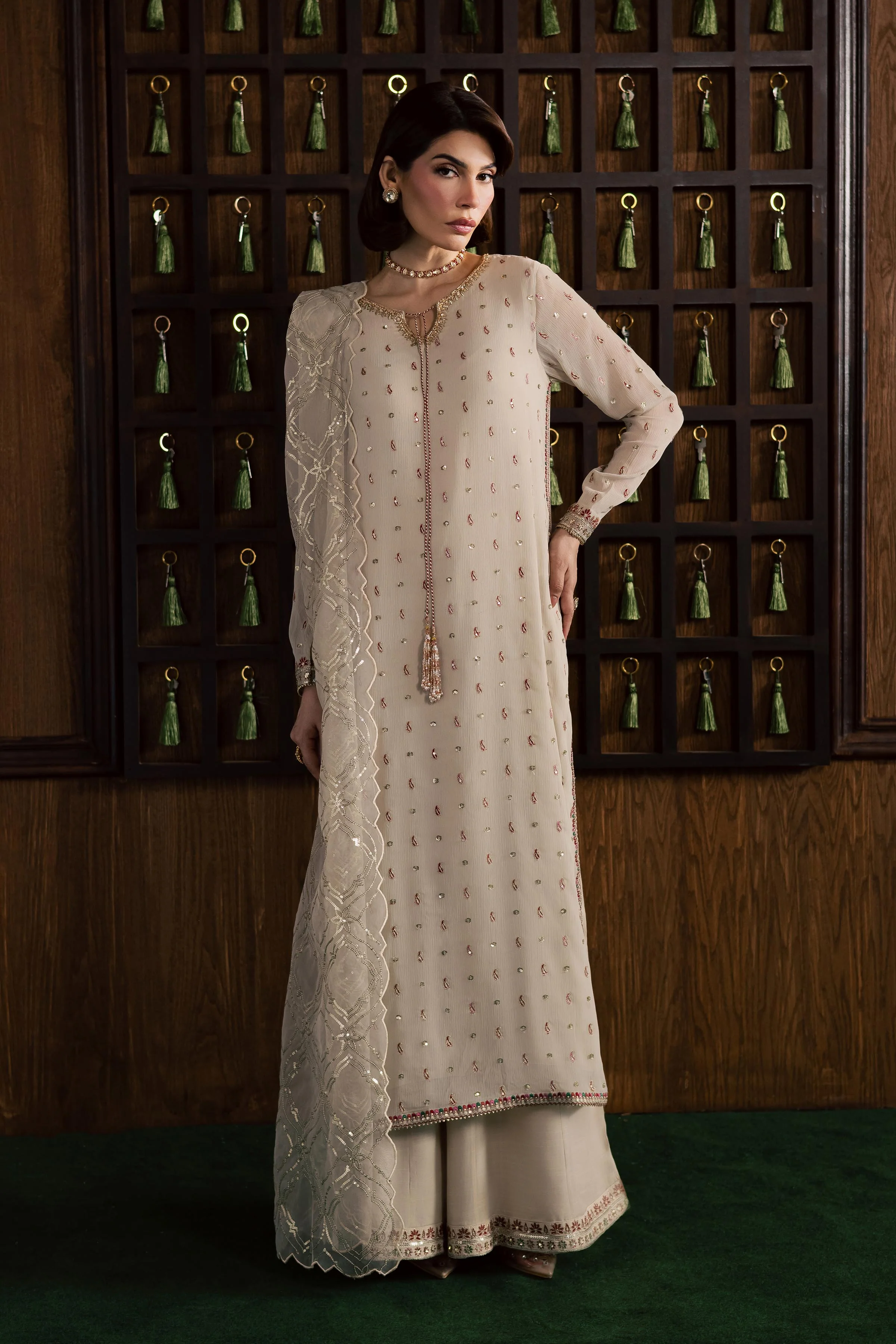 Pearl Emily 3Pc - Festive Luxury Formal - Image 9