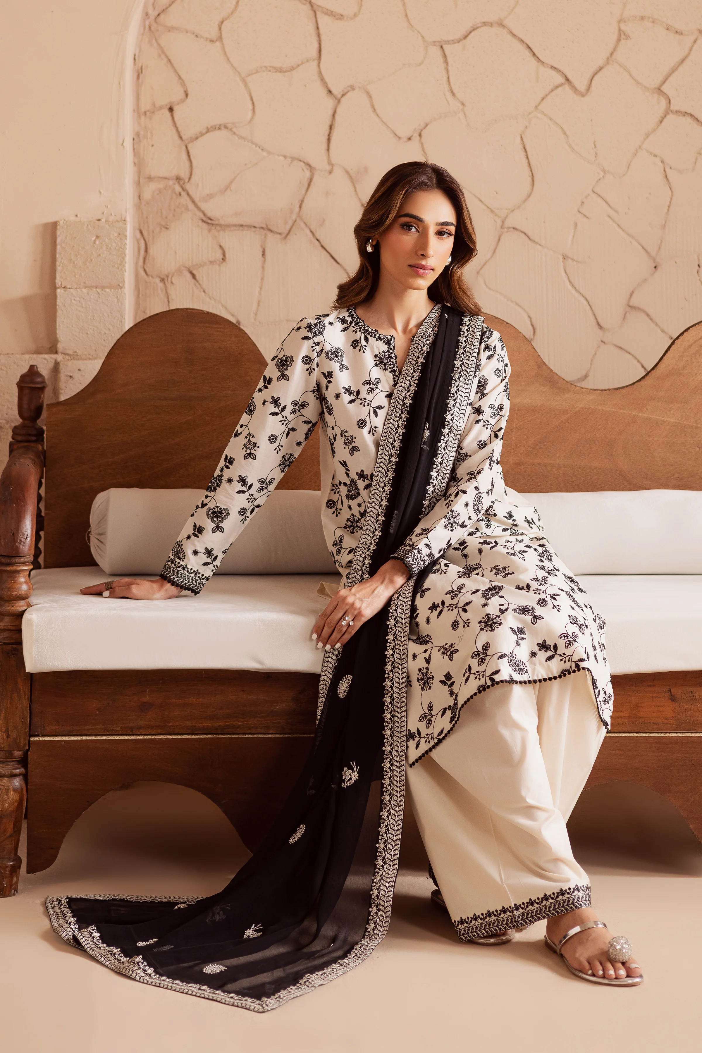 Pearl Of The Coast 3Pc - Embroidered Lawn Dress - Image 4