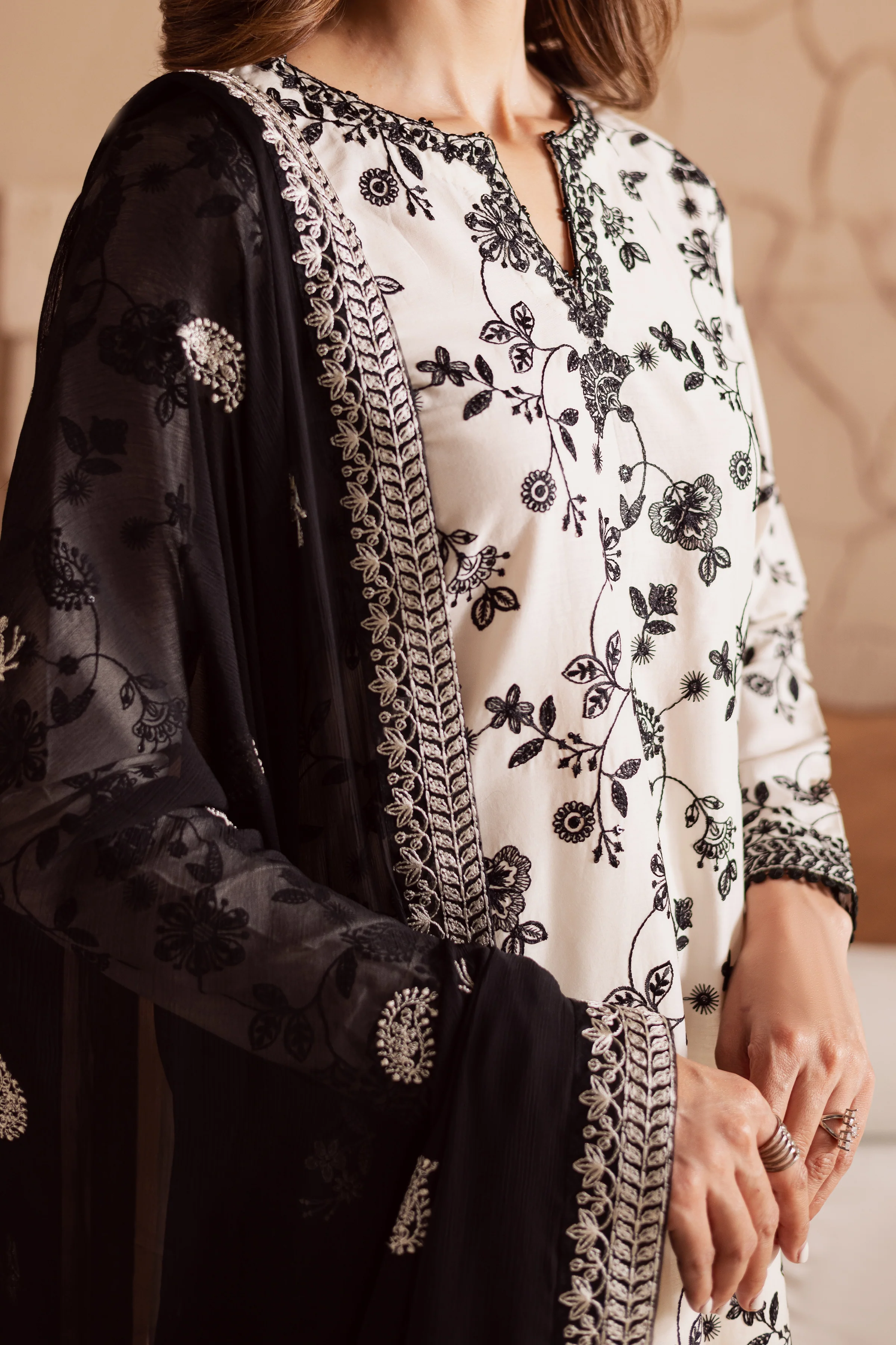 Pearl Of The Coast 3Pc - Embroidered Lawn Dress - Image 8