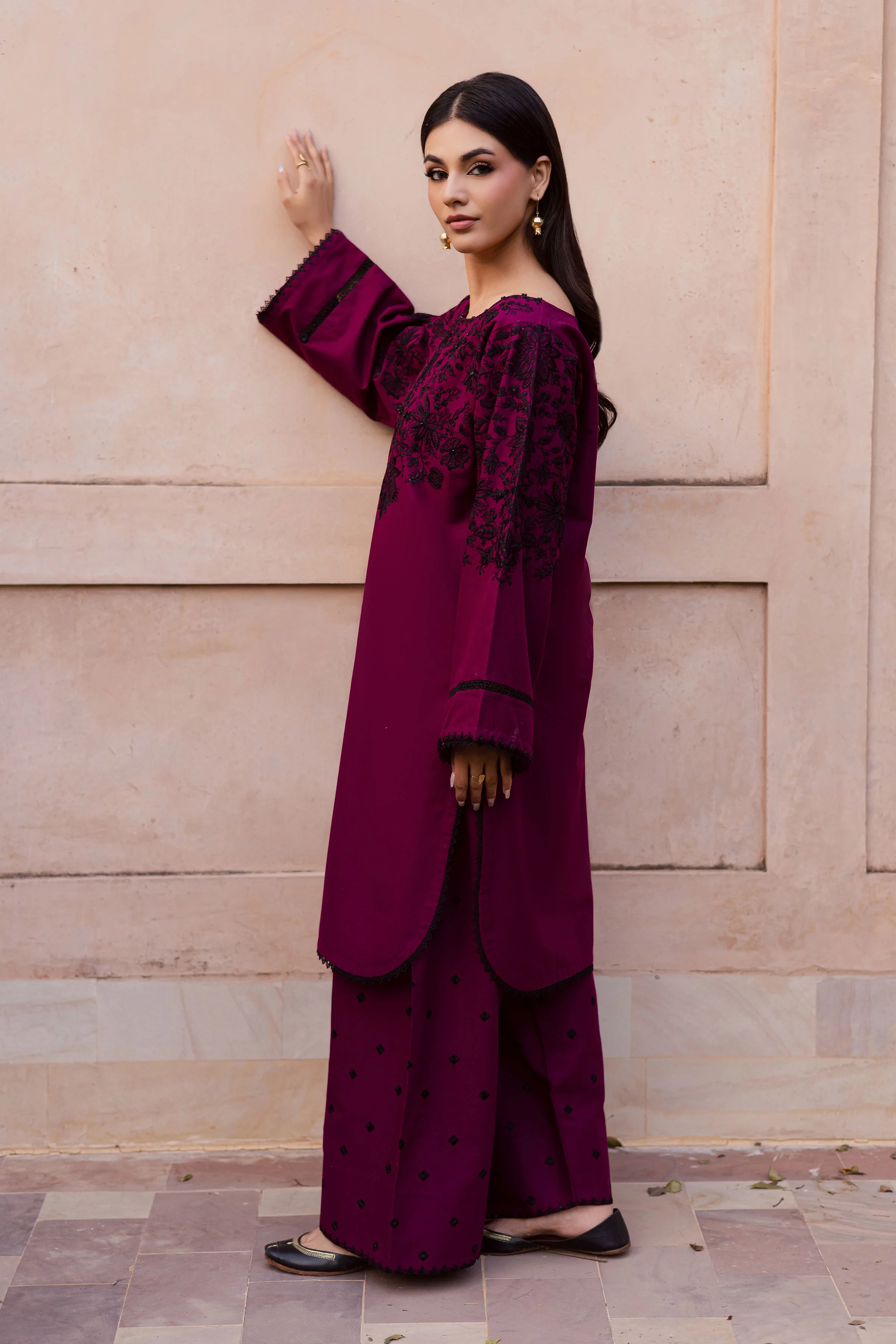 Pink Dipp 2Pc - Embroidered Khaddar Dress - Image 4