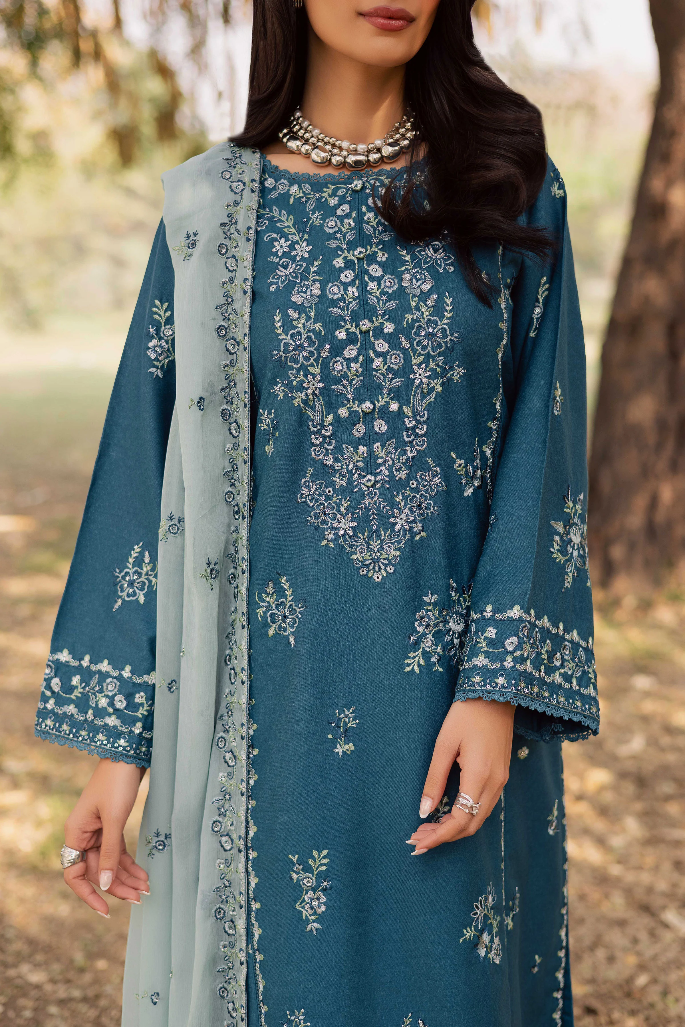 Punch 3Pc - Embroidered Karandi Dress - Image 10
