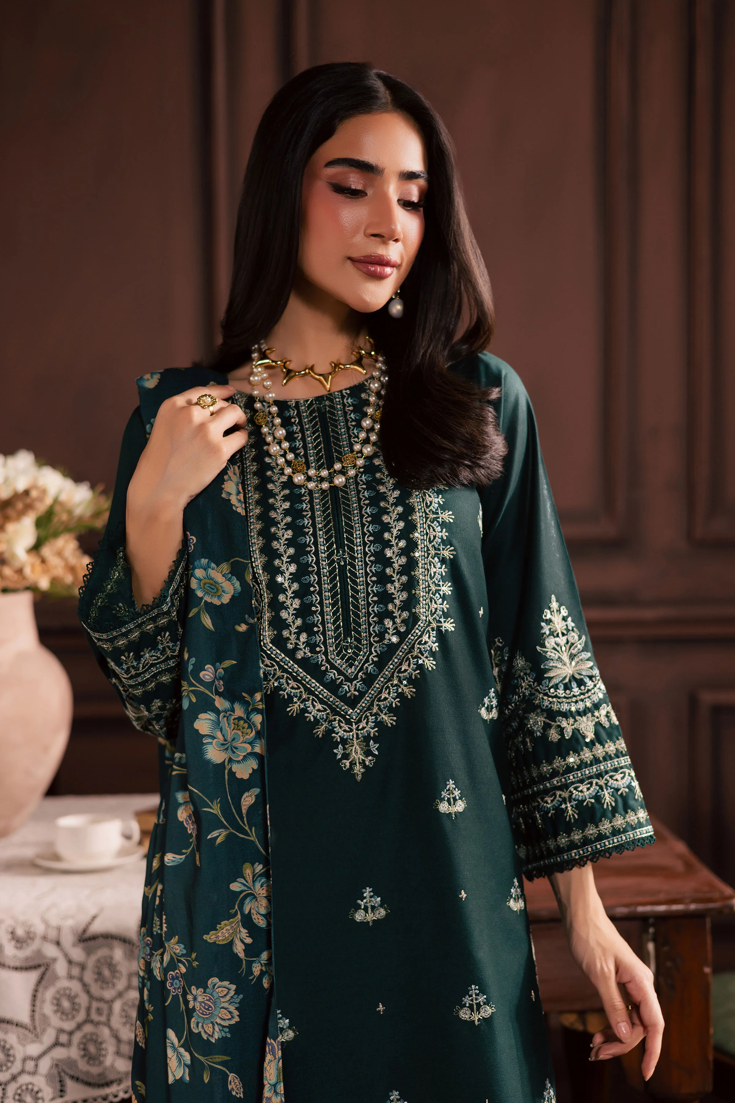 Queen Bee 3Pc - Embroidered Khaddar Dress - Image 2