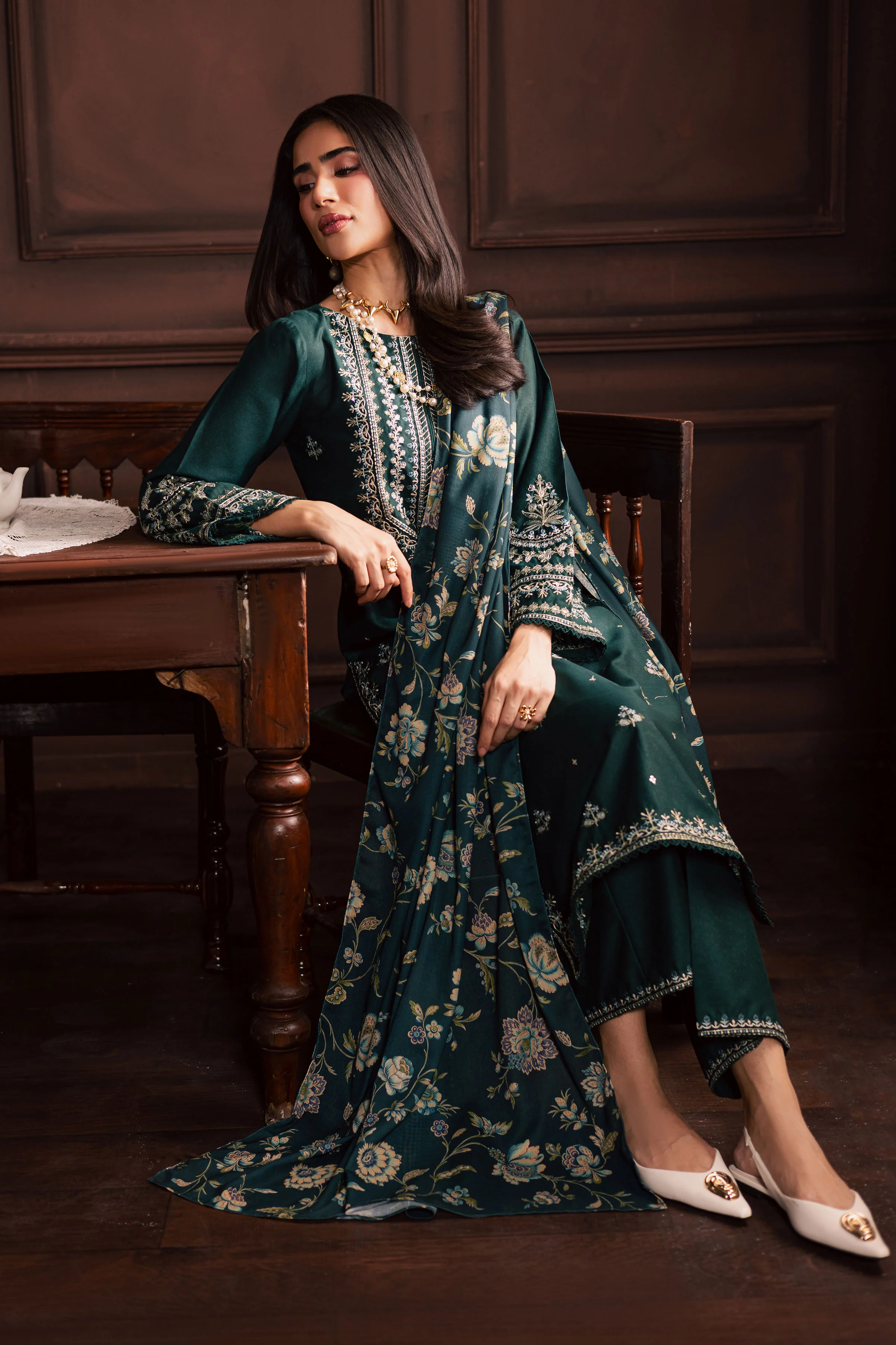Queen Bee 3Pc - Embroidered Khaddar Dress - Image 7