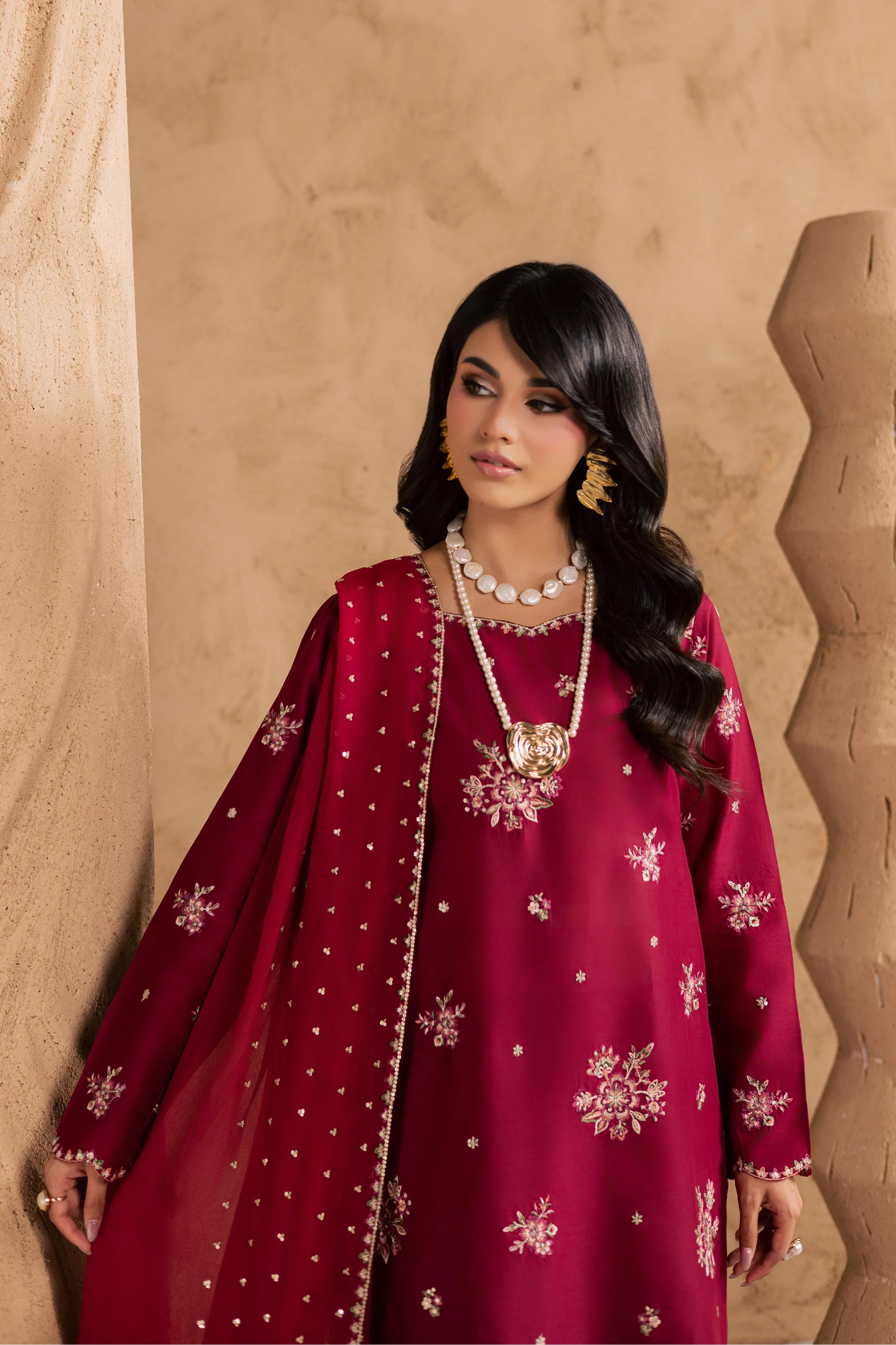 Red Queen 3Pc - Embroidered Festive Pret - Image 2