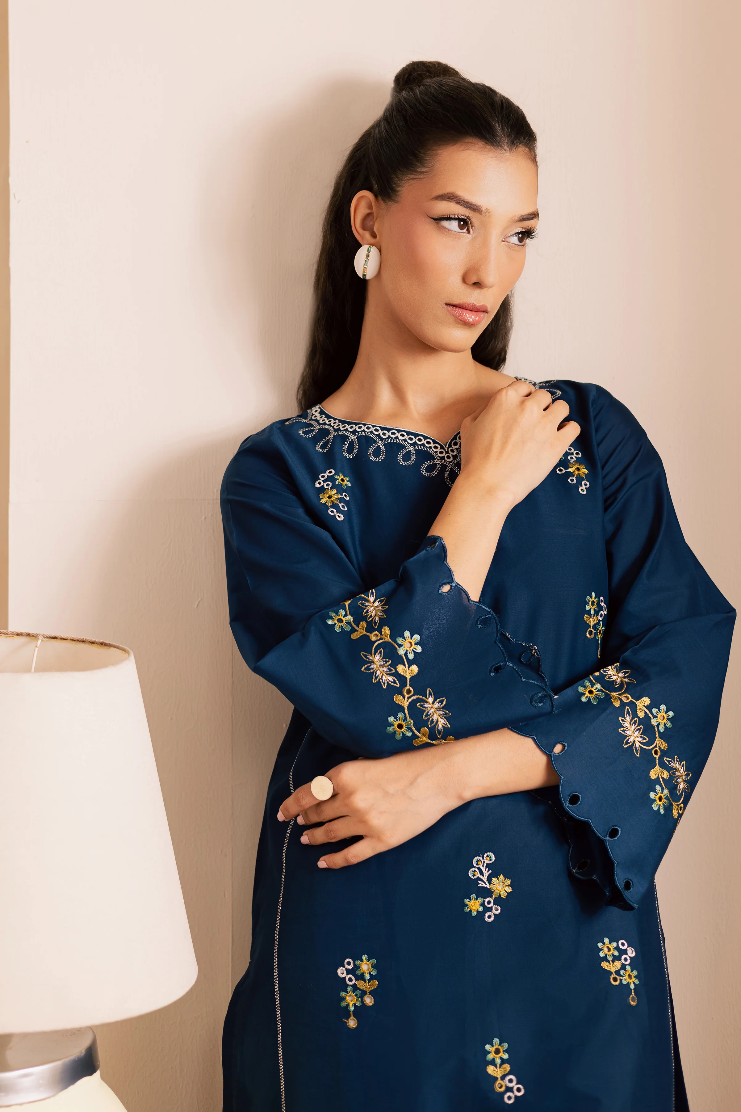 Reef 2Pc - Embroidered Lawn Pret - Image 3