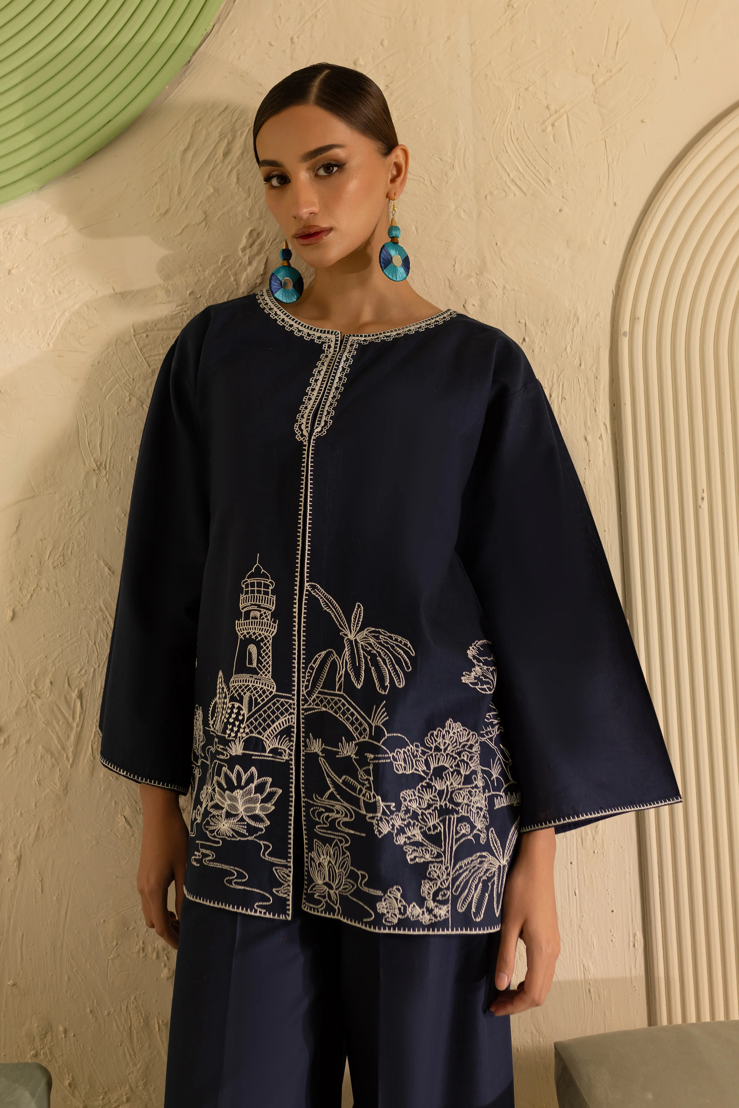 Remas 3Pc - Embroidered Khaddar Dressa - Image 3