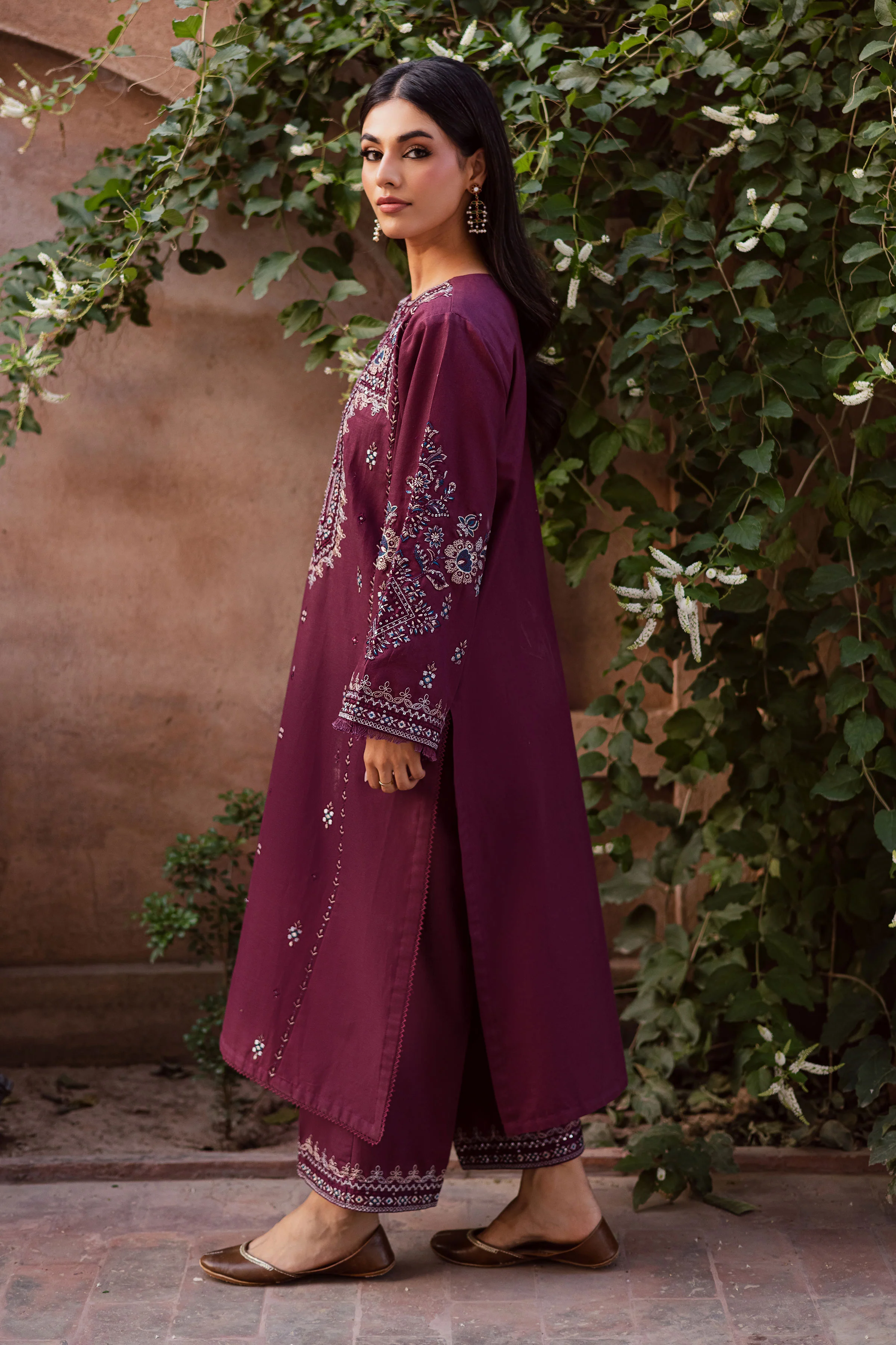 Roshan 2Pc - Embroidered Khaddar Dress - Image 3