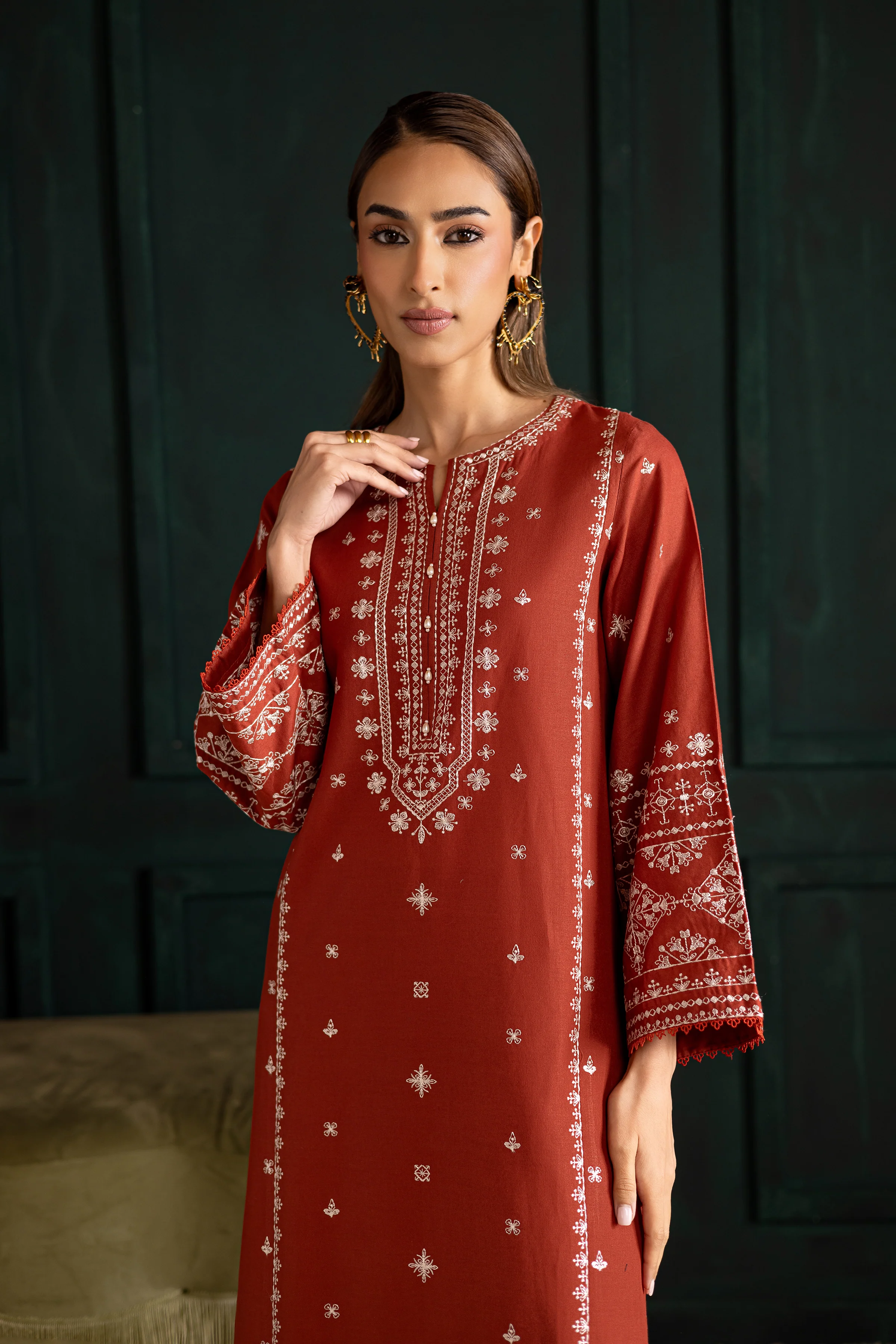 Rusty Dusty 2Pc - Embroidered Khaddar Dress - Image 3