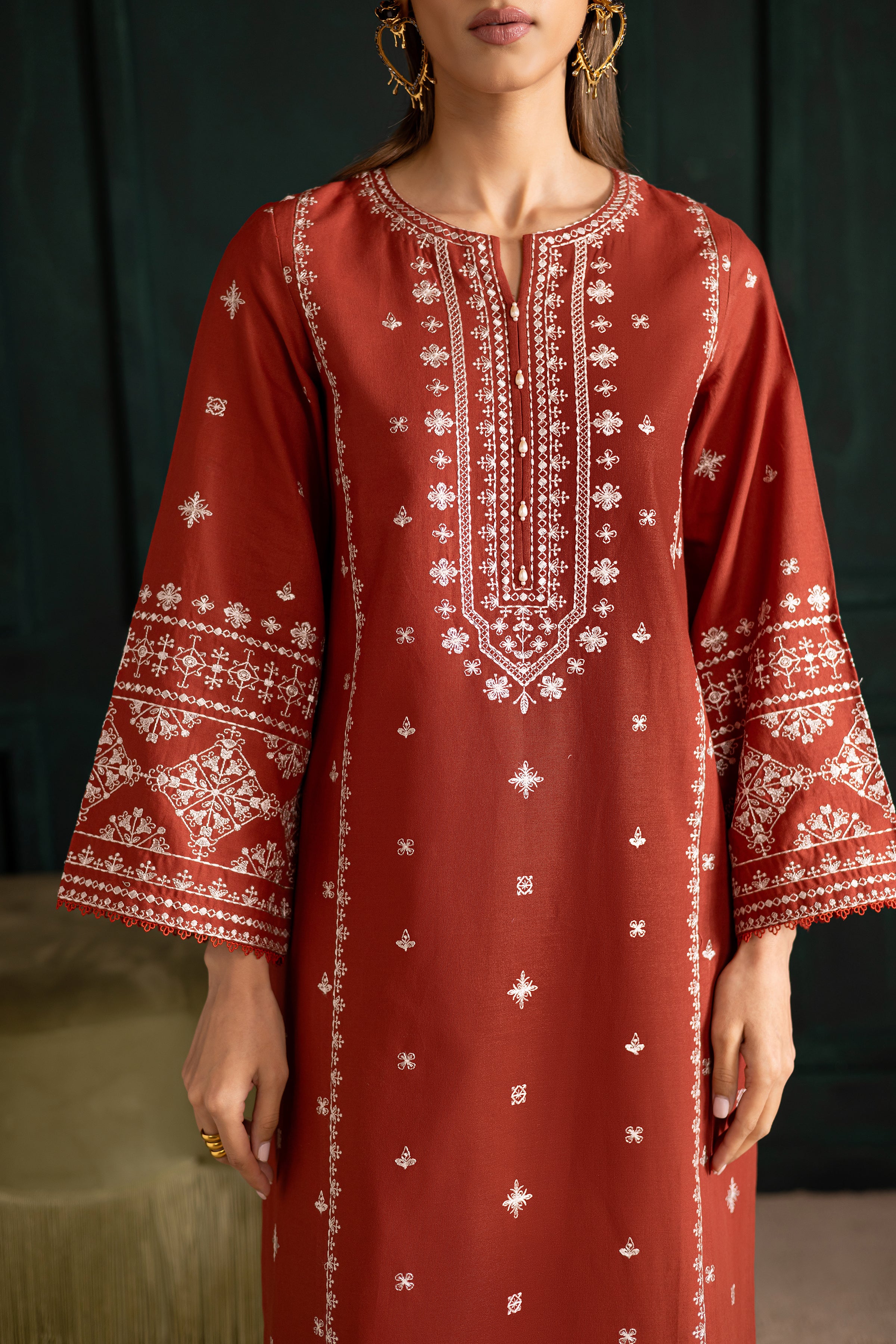 Rusty Dusty 2Pc - Embroidered Khaddar Dress - Image 7