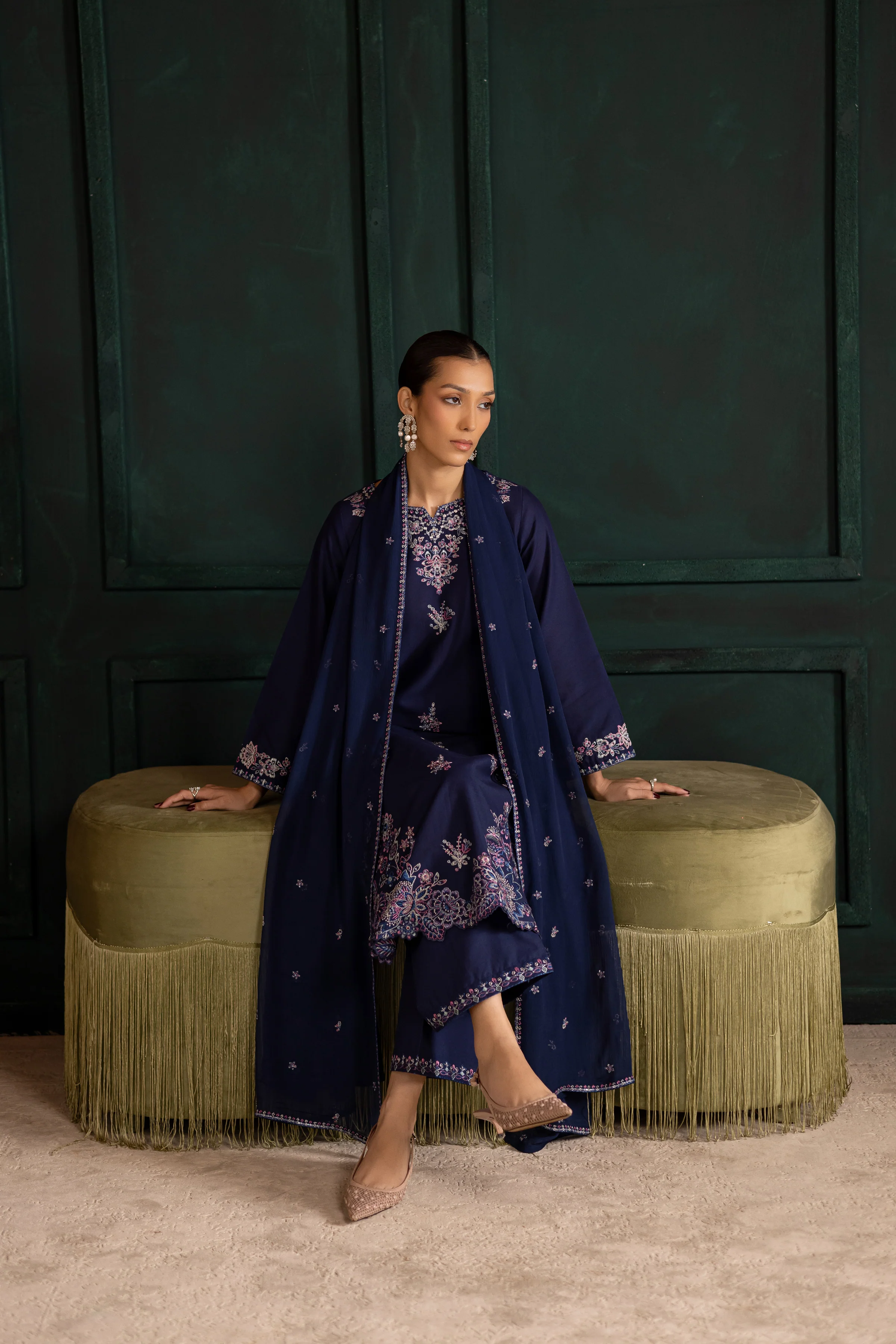 Dusky 3Pc - Embroidered Khaddar Dress - Image 4