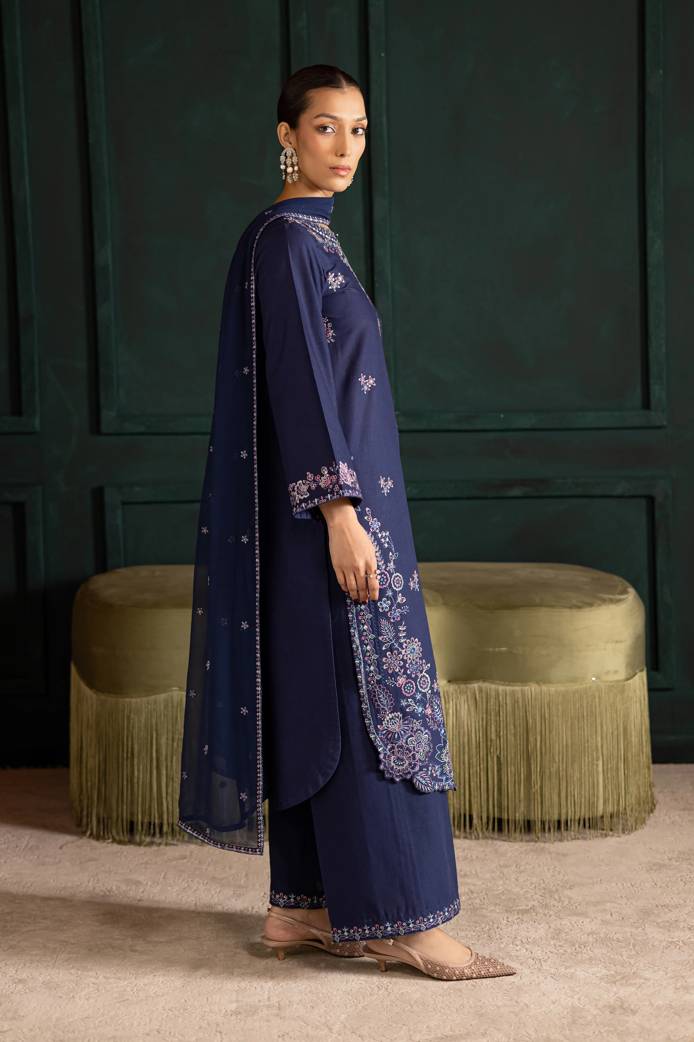 Dusky 3Pc - Embroidered Khaddar Dress - Image 5
