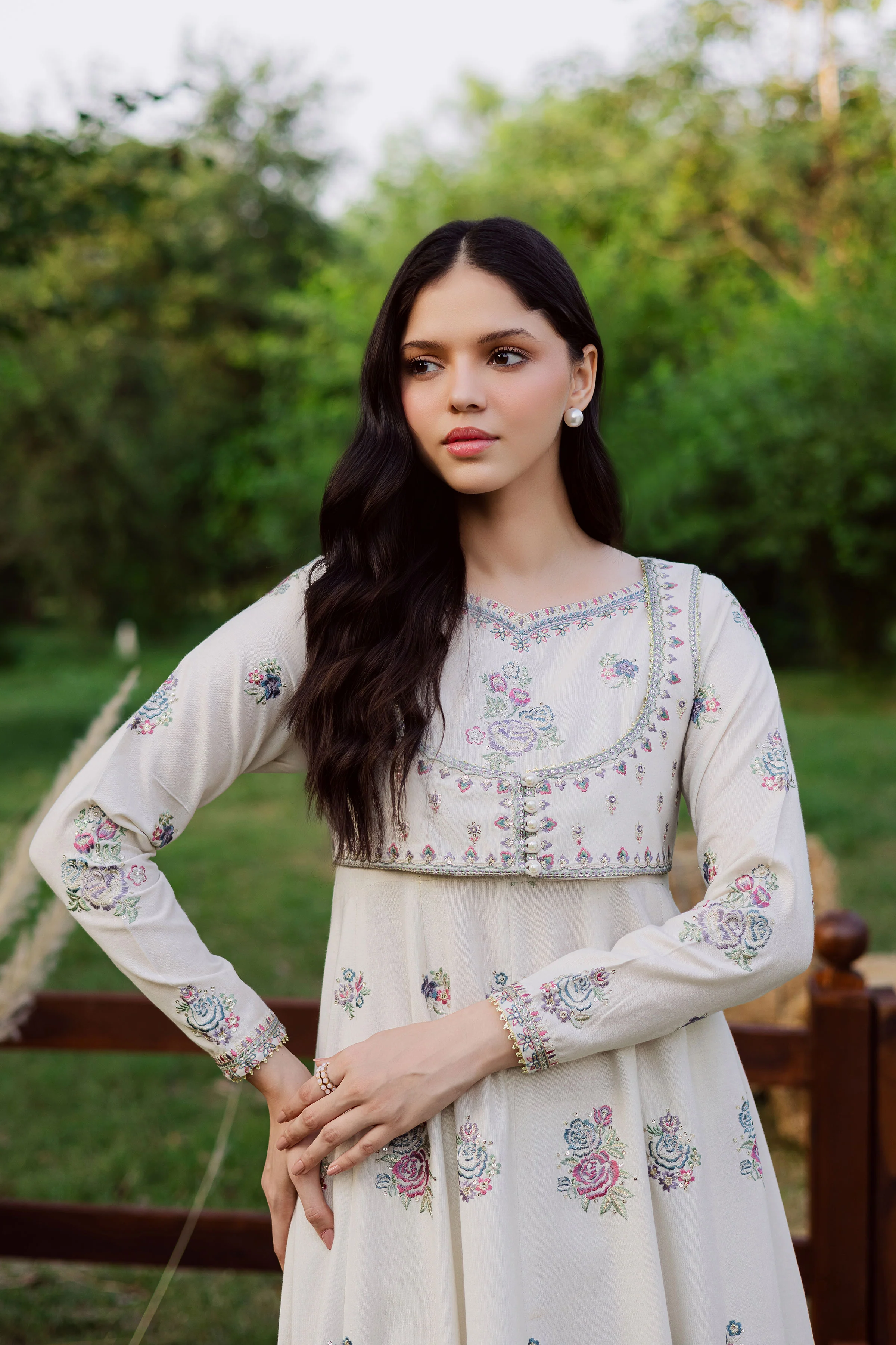Safaid Chandni 3Pc - Embroidered Karandi Dress - Image 4