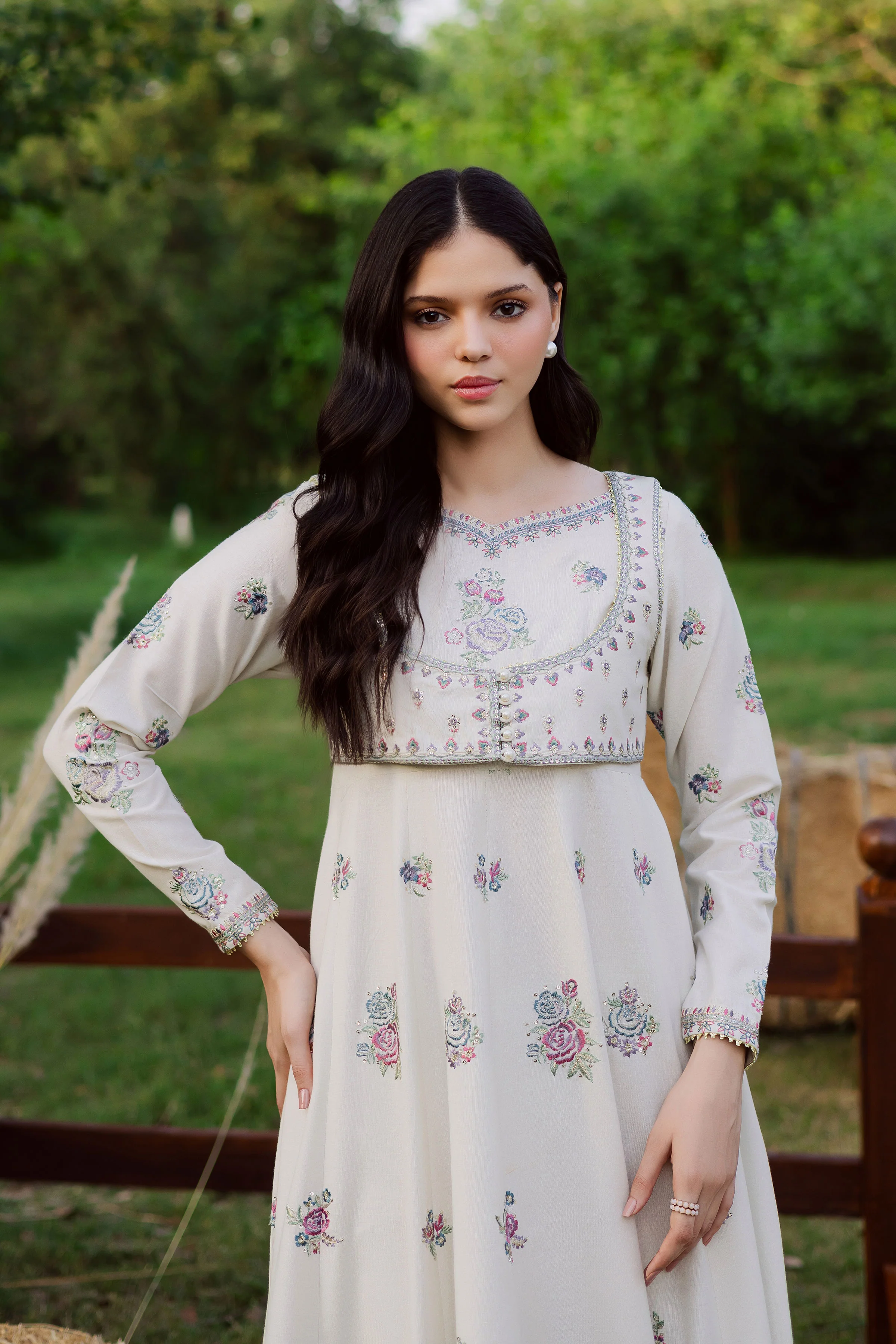 Safaid Chandni 3Pc - Embroidered Karandi Dress - Image 5