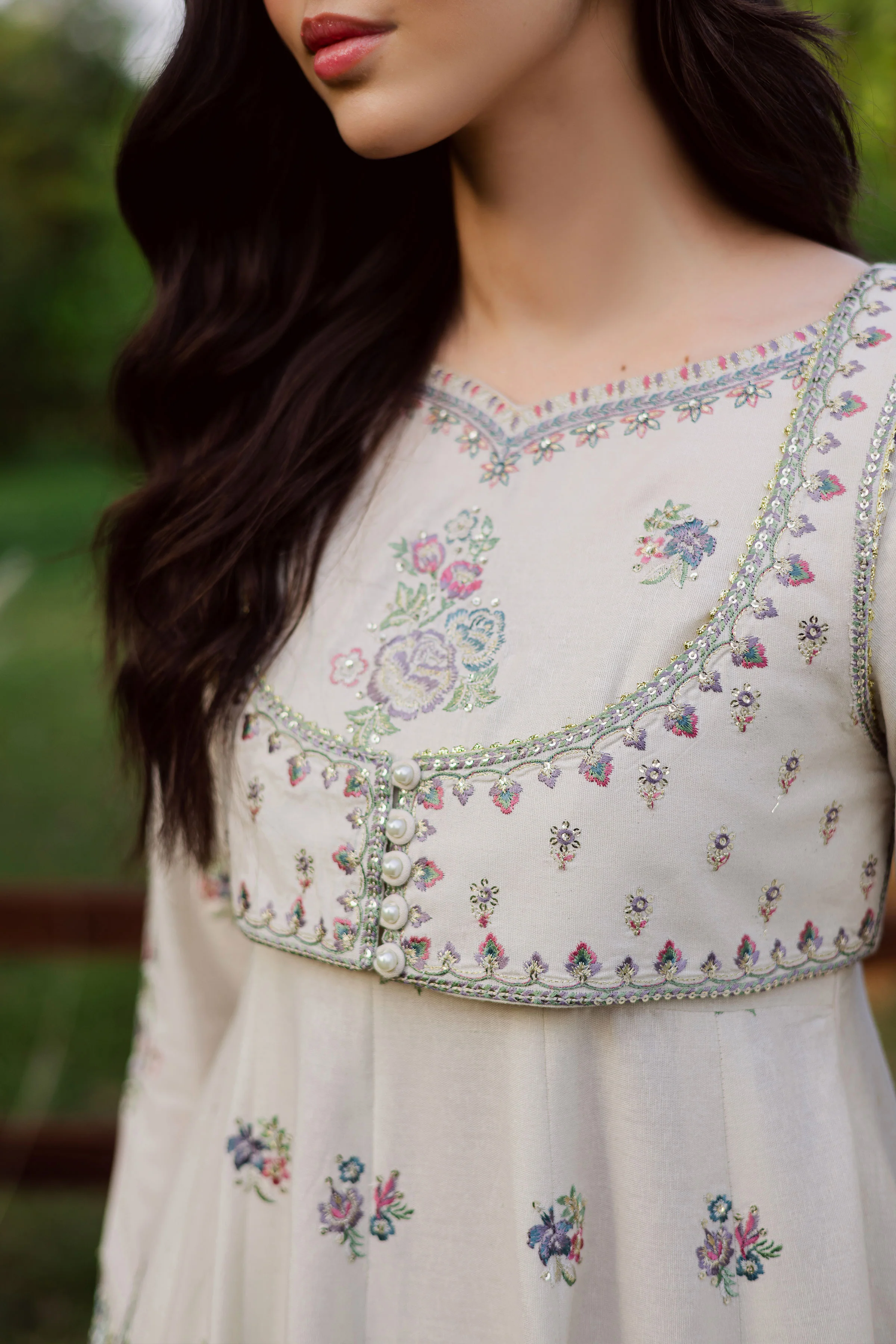 Safaid Chandni 3Pc - Embroidered Karandi Dress - Image 6