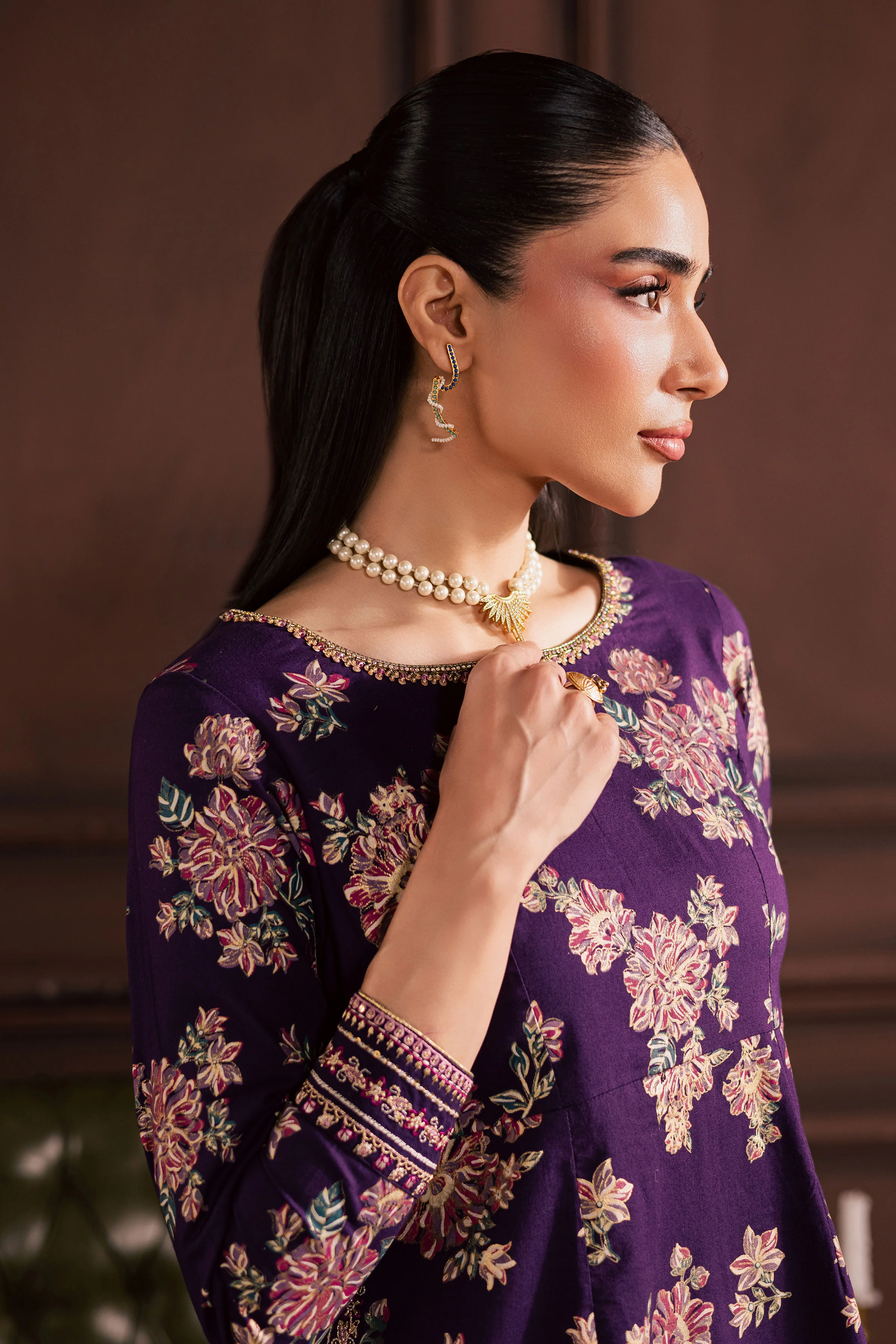 Sangria 2Pc - Embroidered Khaddar Dress - Image 8