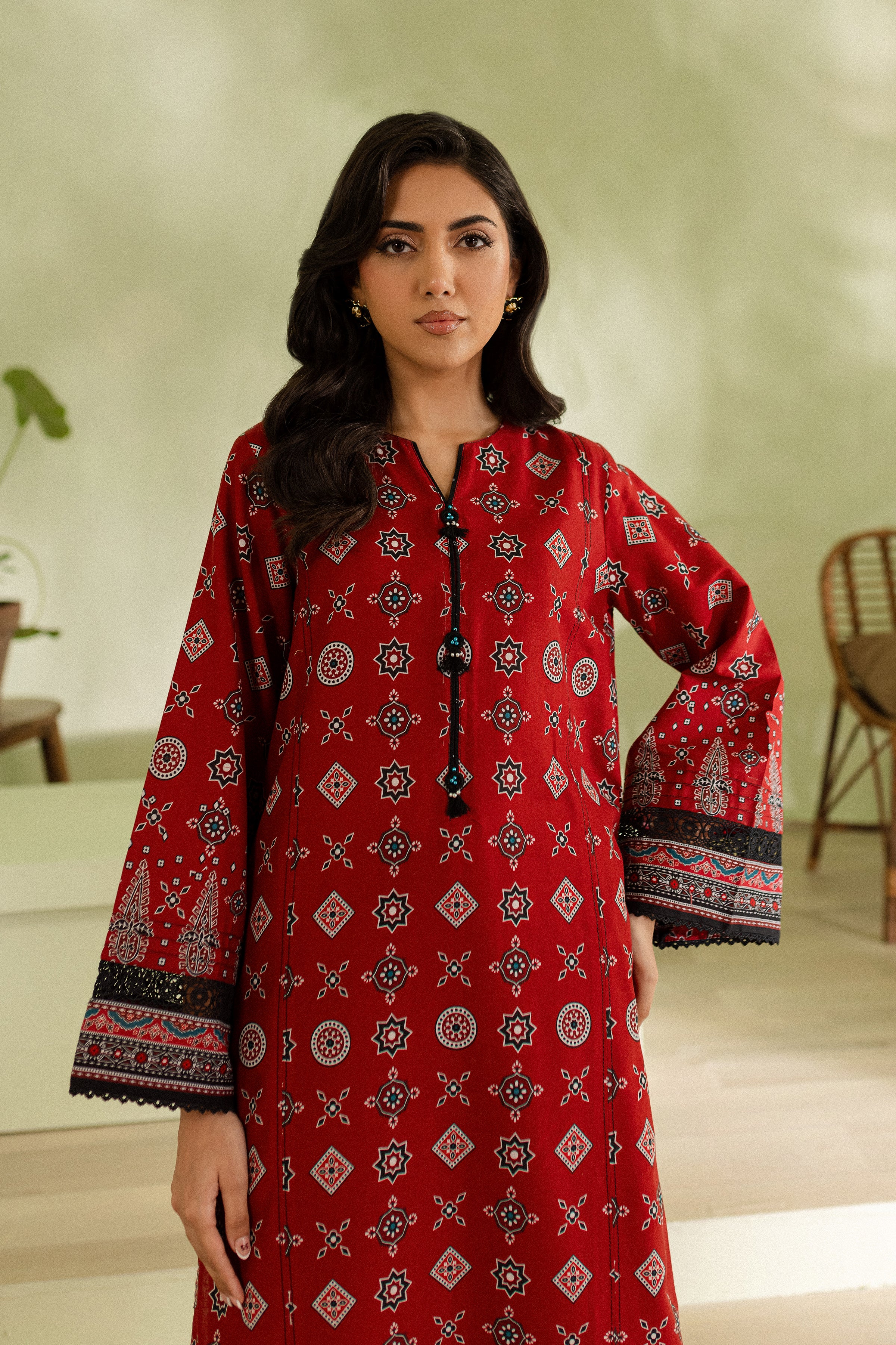 Scarlet 2Pc - Printed Khaddar Dress - Image 2