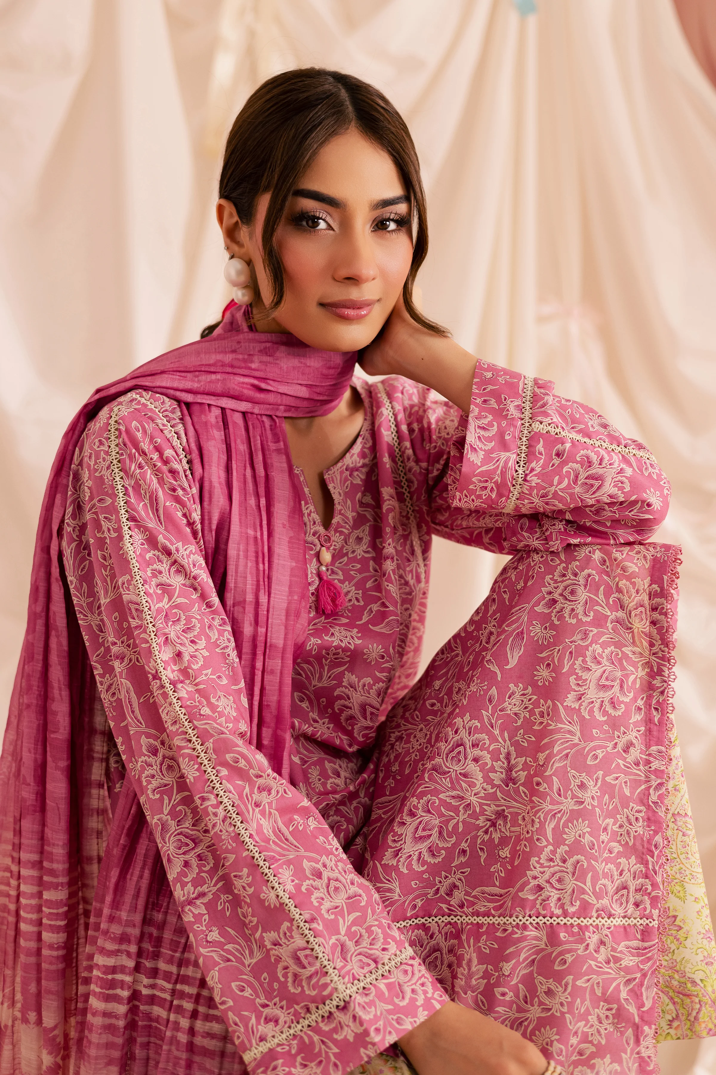 Serena 3Pc - Printed Lawn Dress - Image 3