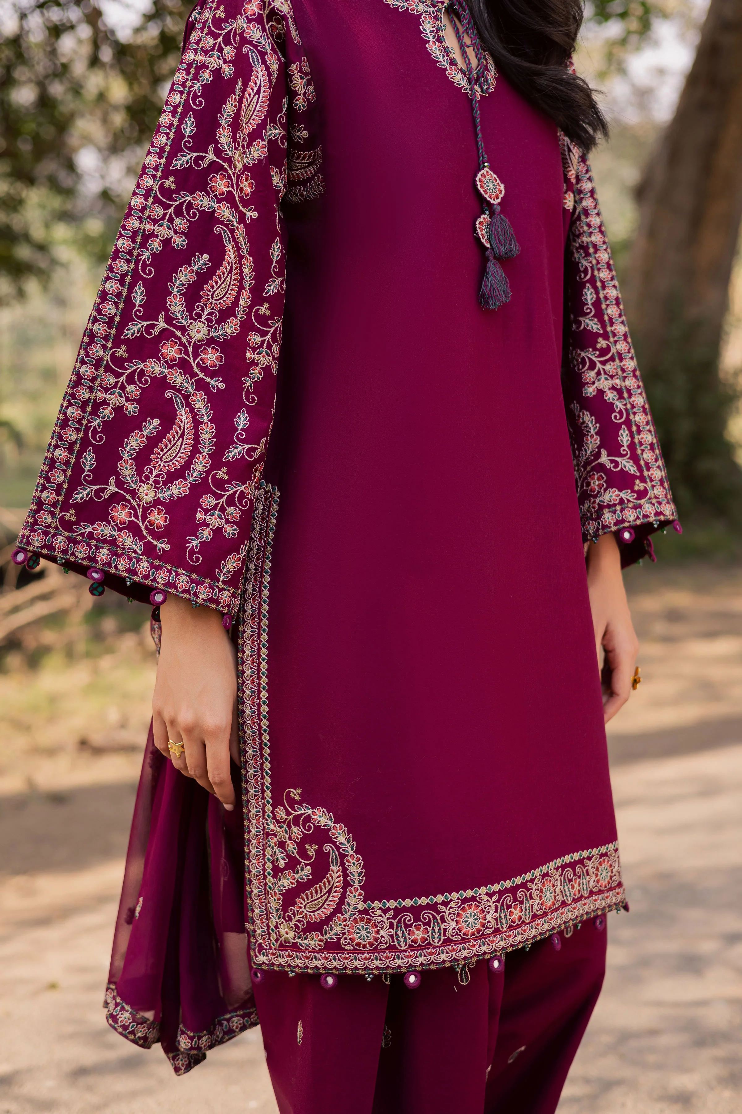 Sheharbano 3Pc - Embroidered Khaddar Dress - Image 10