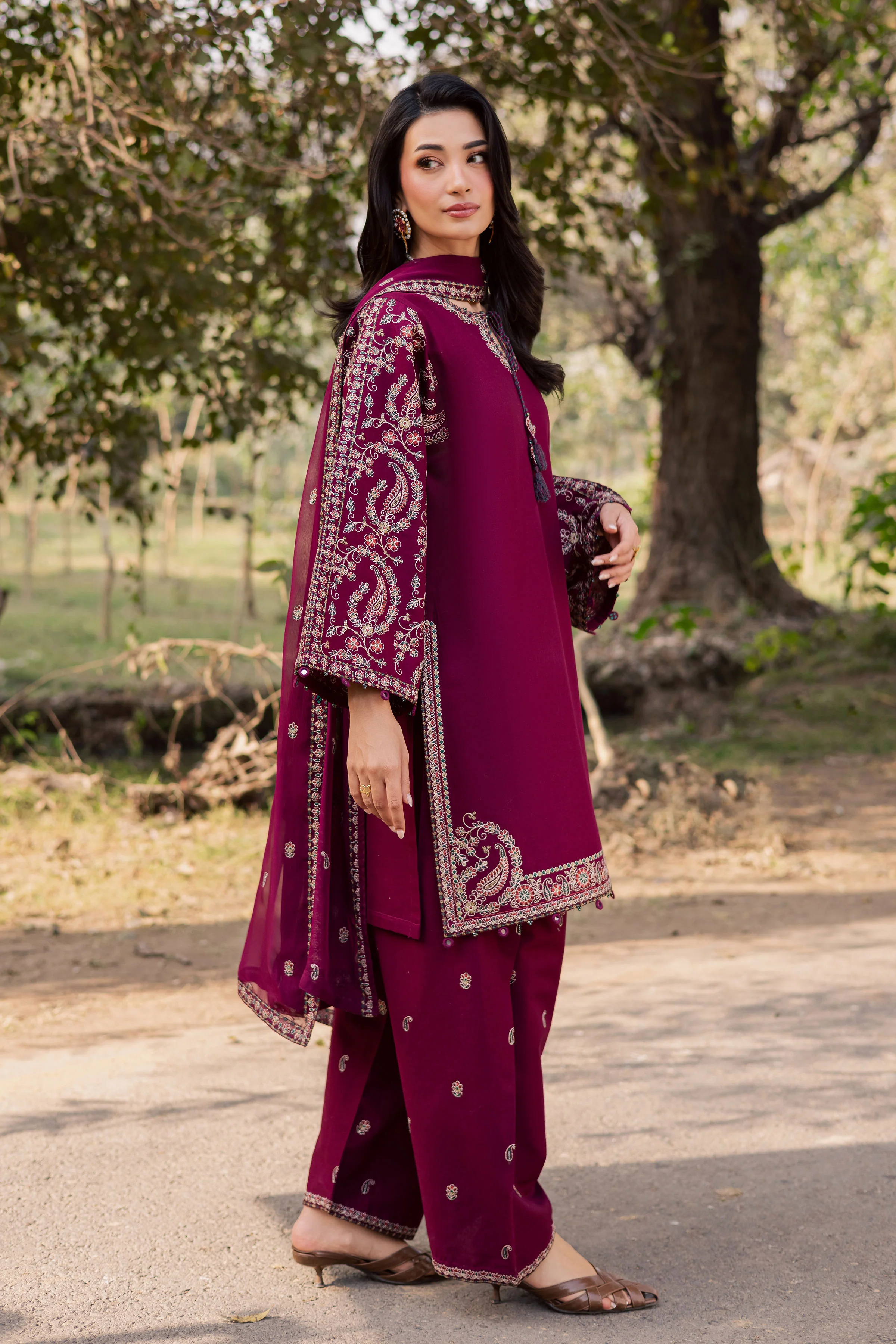 Sheharbano 3Pc - Embroidered Khaddar Dress - Image 9