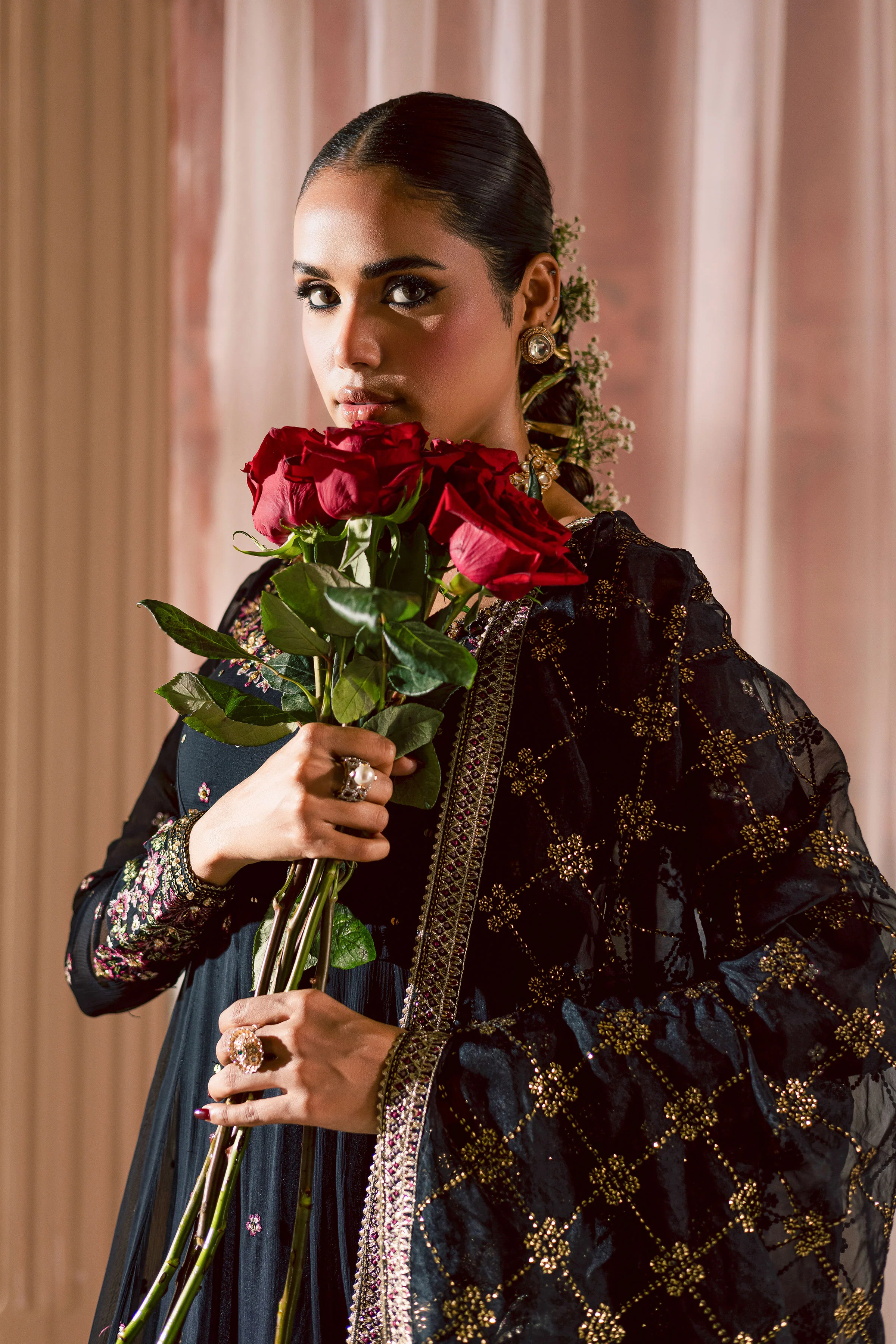 Siyah Mehmal  3Pc - Chiffon Wedding Frock - Image 4