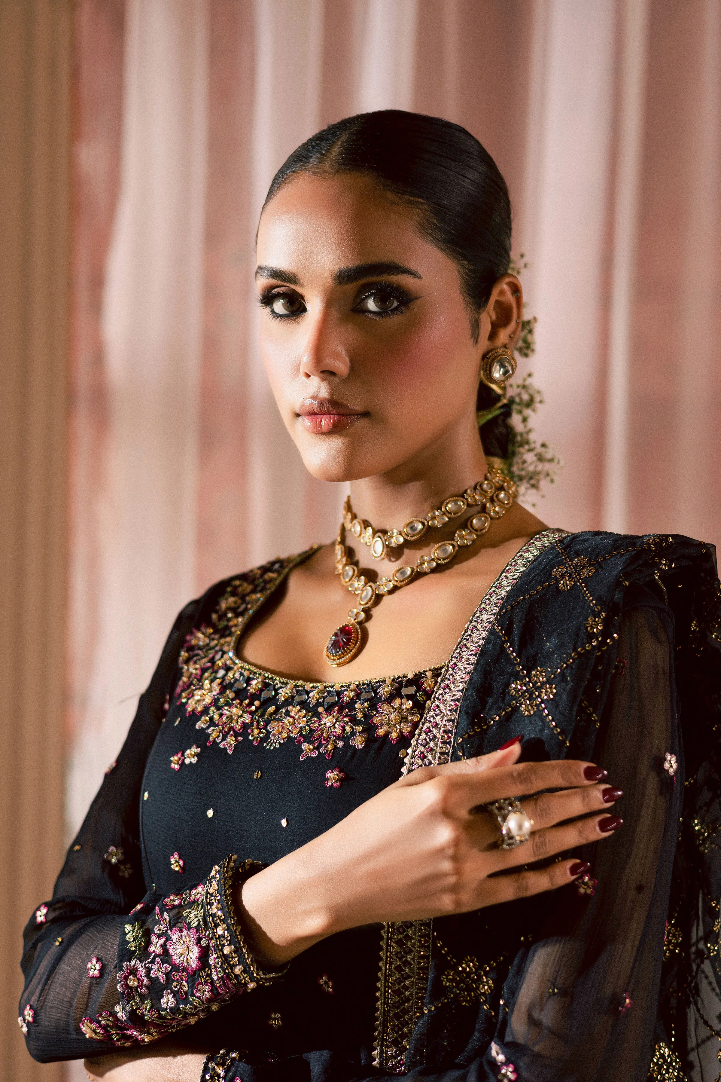 Siyah Mehmal  3Pc - Chiffon Wedding Frock - Image 5