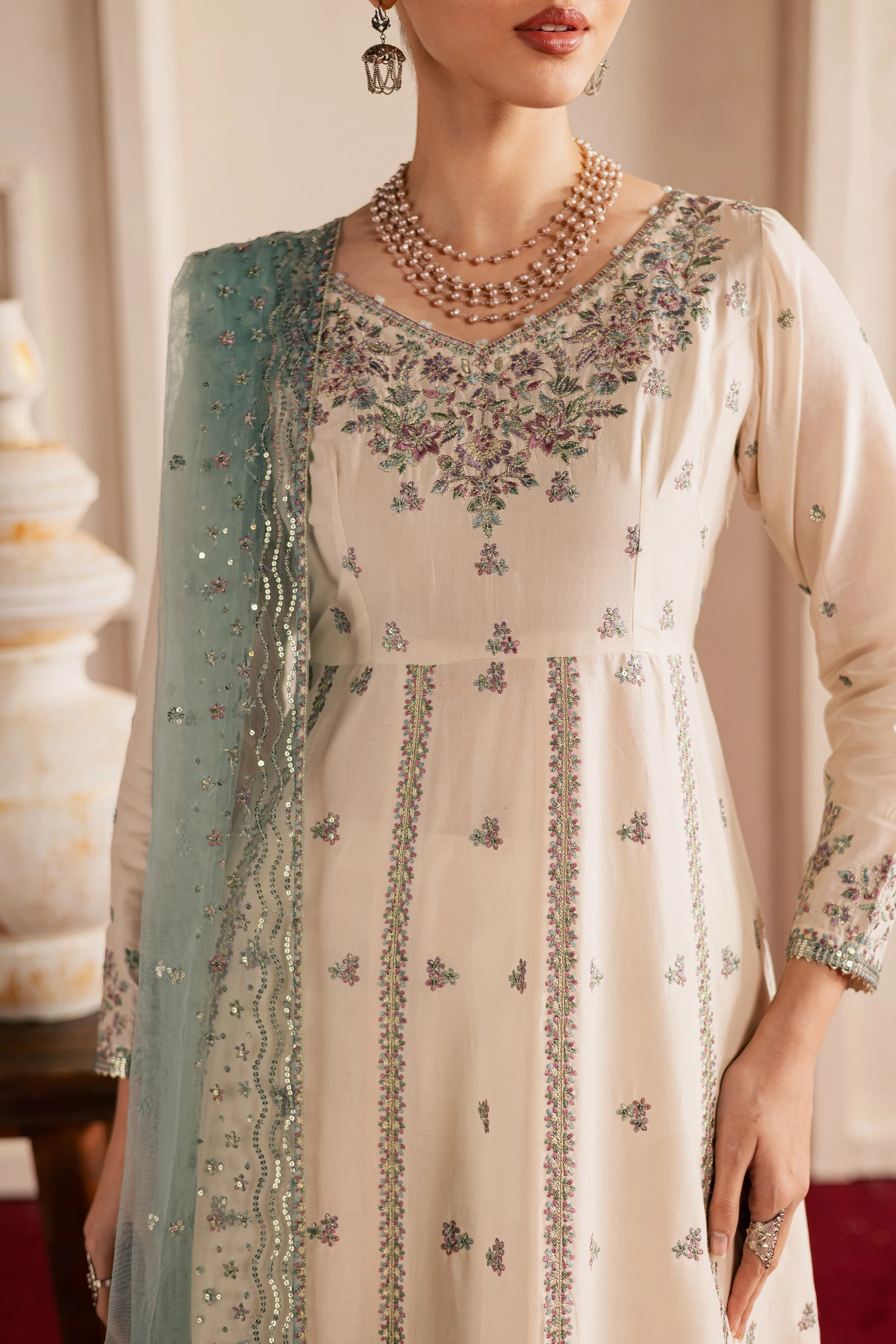Sunehra 3Pc - Festive Embroidered Lawn - Image 10