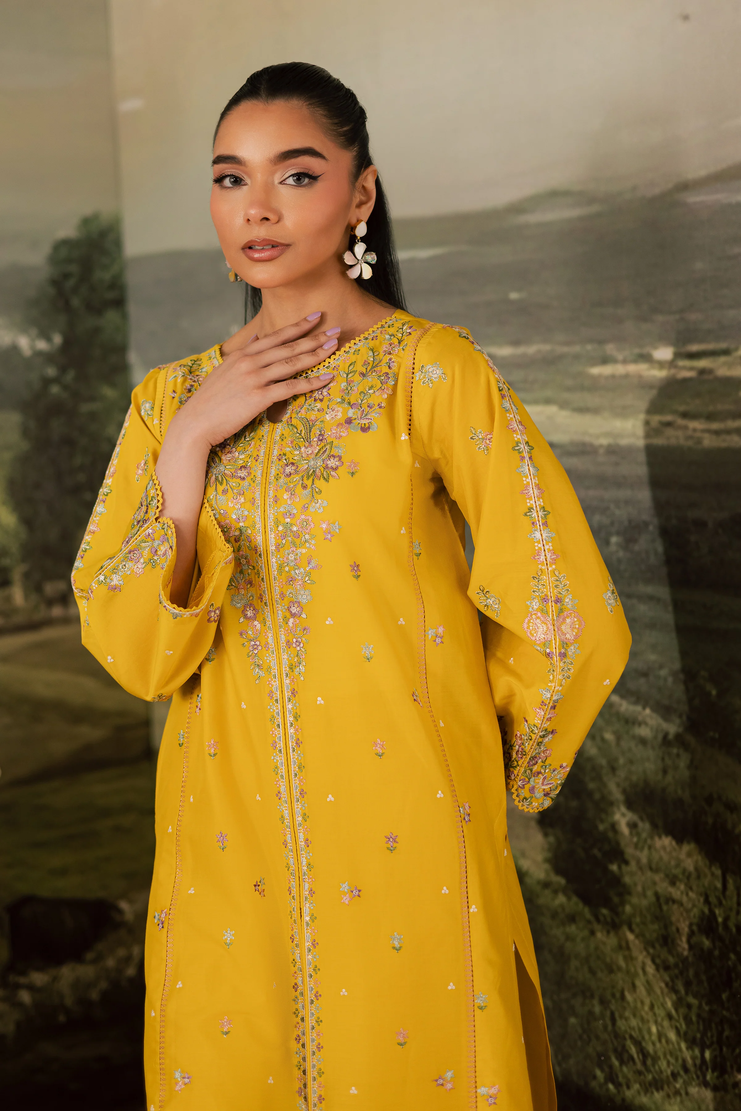 Sunmelt 2Pc - Embroidered Lawn Pret - Image 2