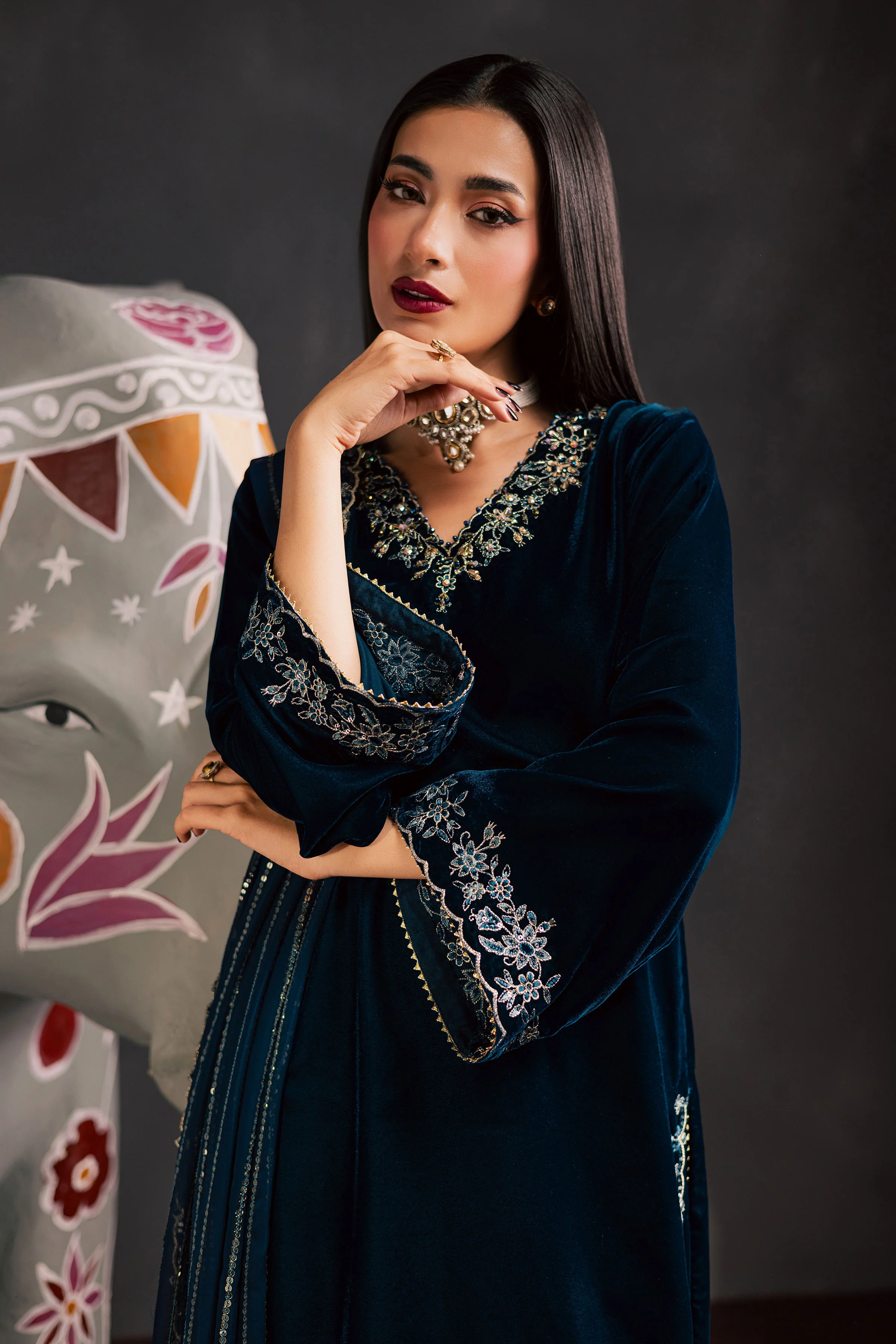Taana Bana 3Pc - Velvet Luxe Pret - Image 6