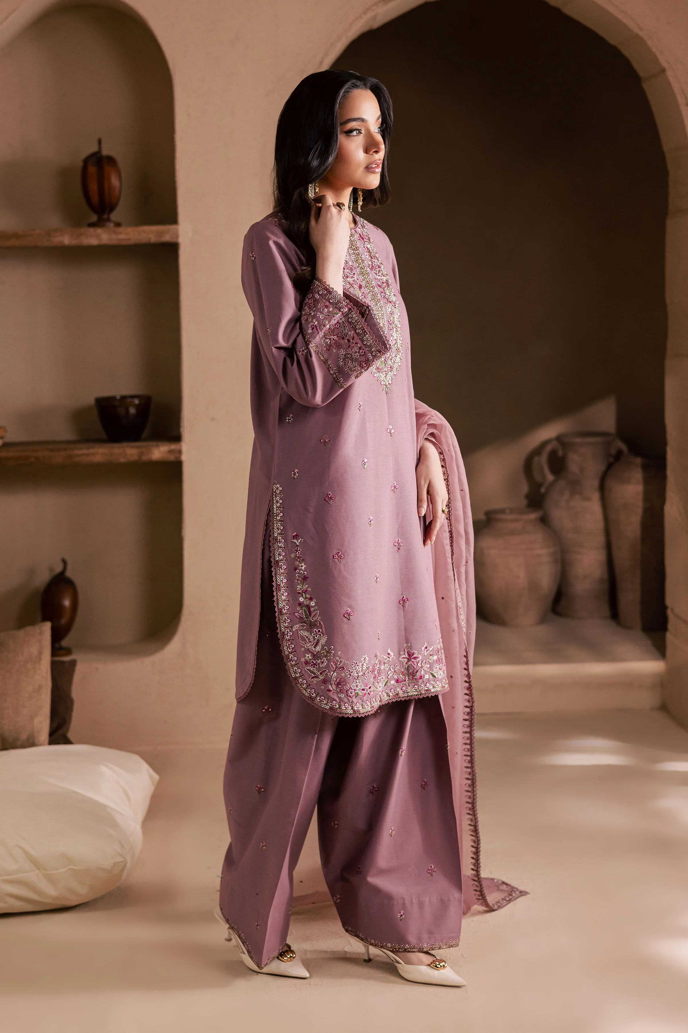 Tea Alyssa 3Pc - Embroidered Khaddar Dress - Image 4