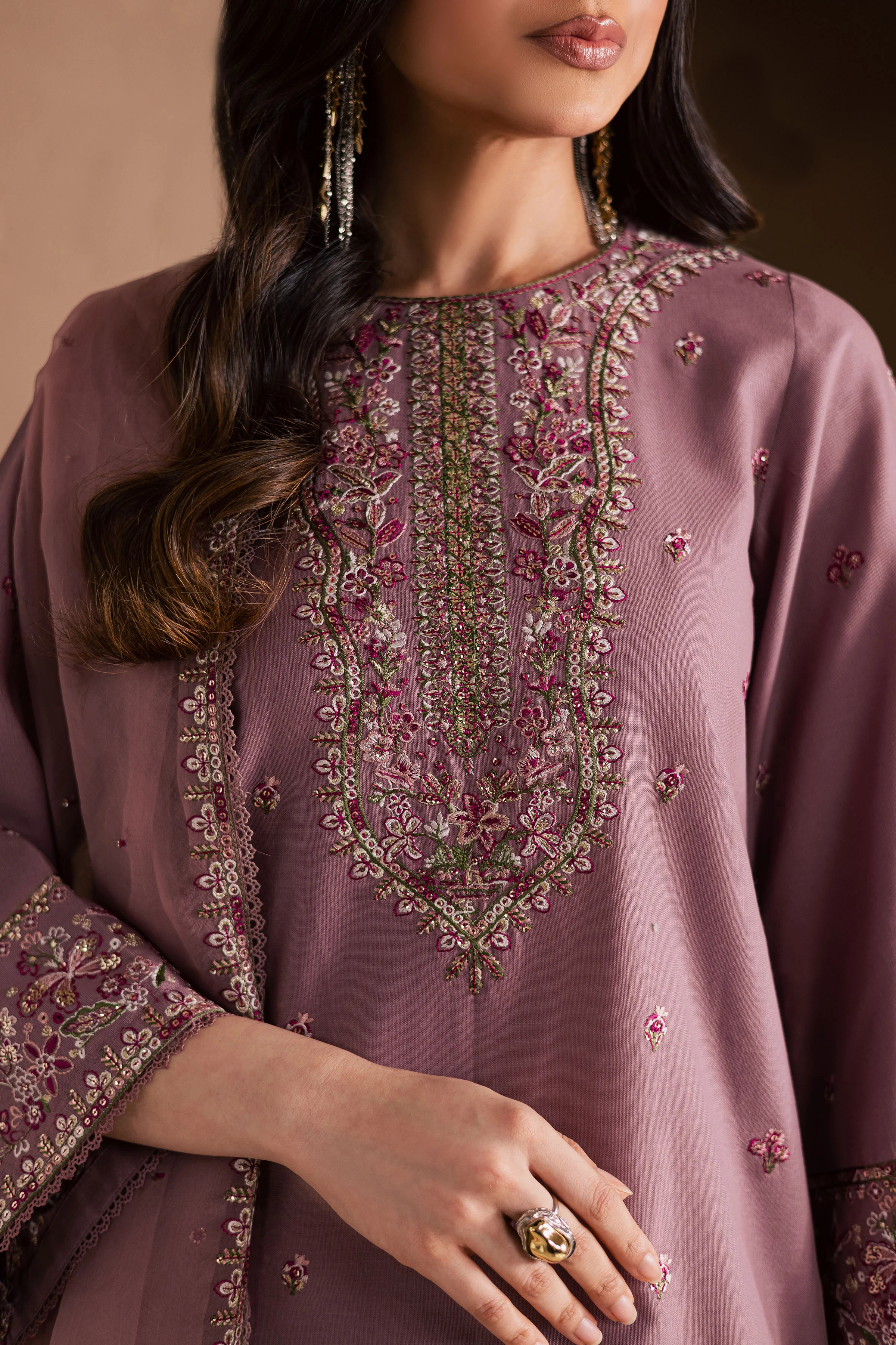 Tea Alyssa 3Pc - Embroidered Khaddar Dress - Image 6
