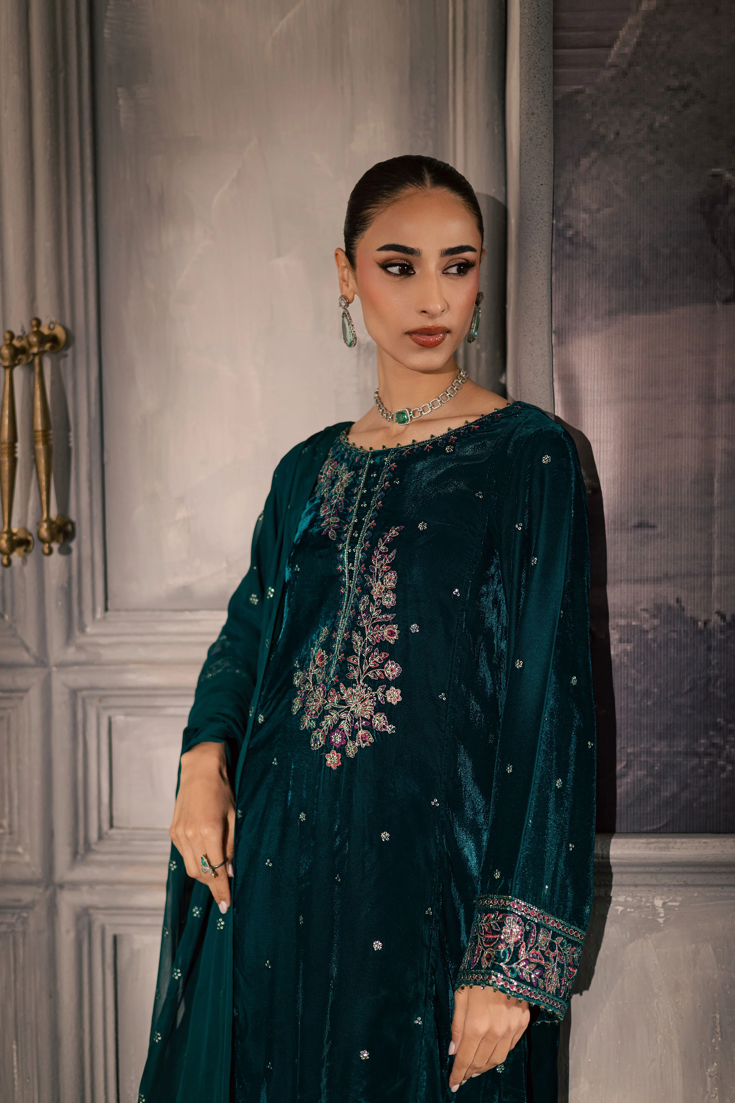 Turquoise 3Pc - Velvet Luxe Pret - Image 2