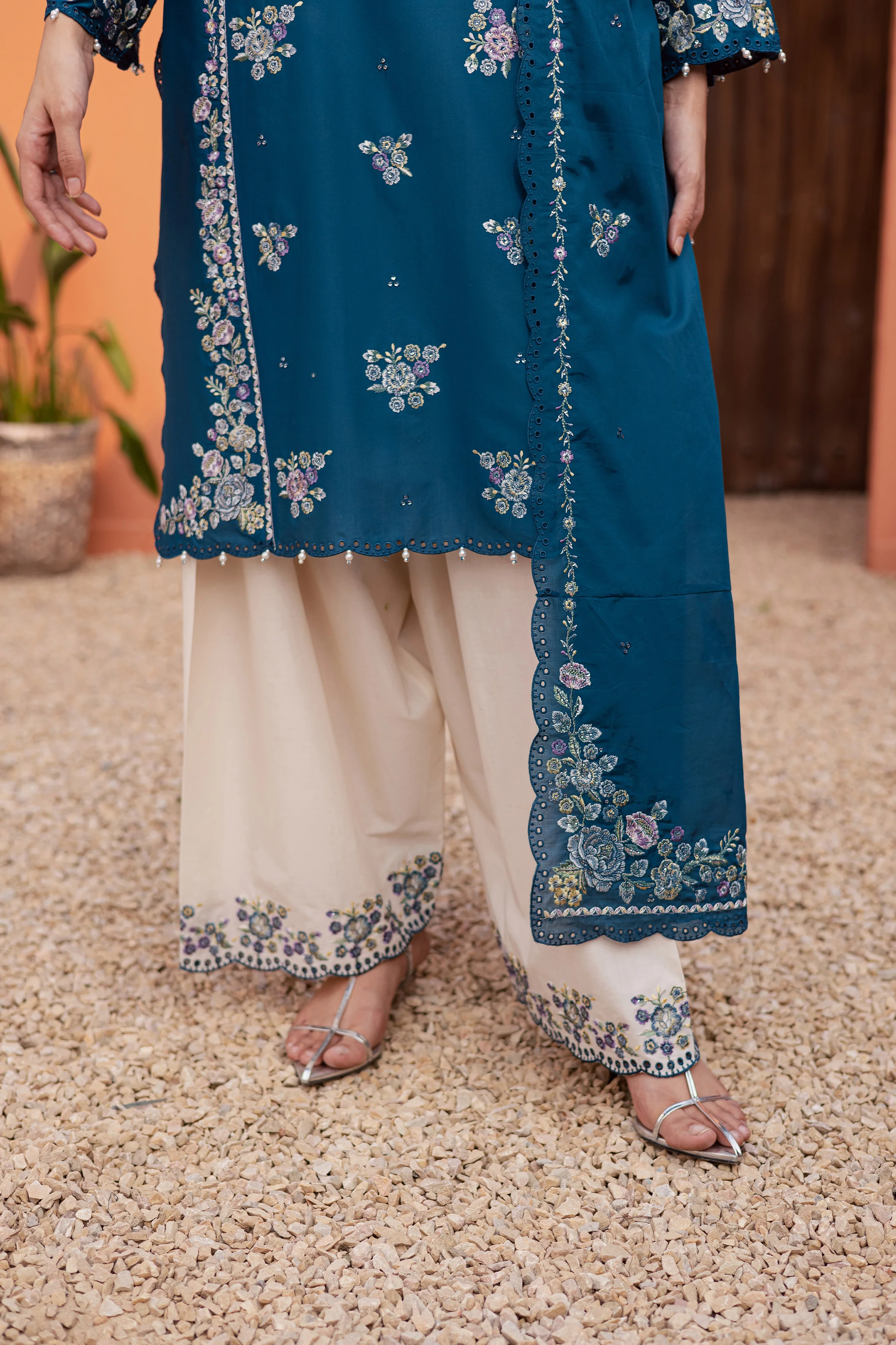 Twilight Bloom 3Pc - Festive Embroidered Lawn - Image 10