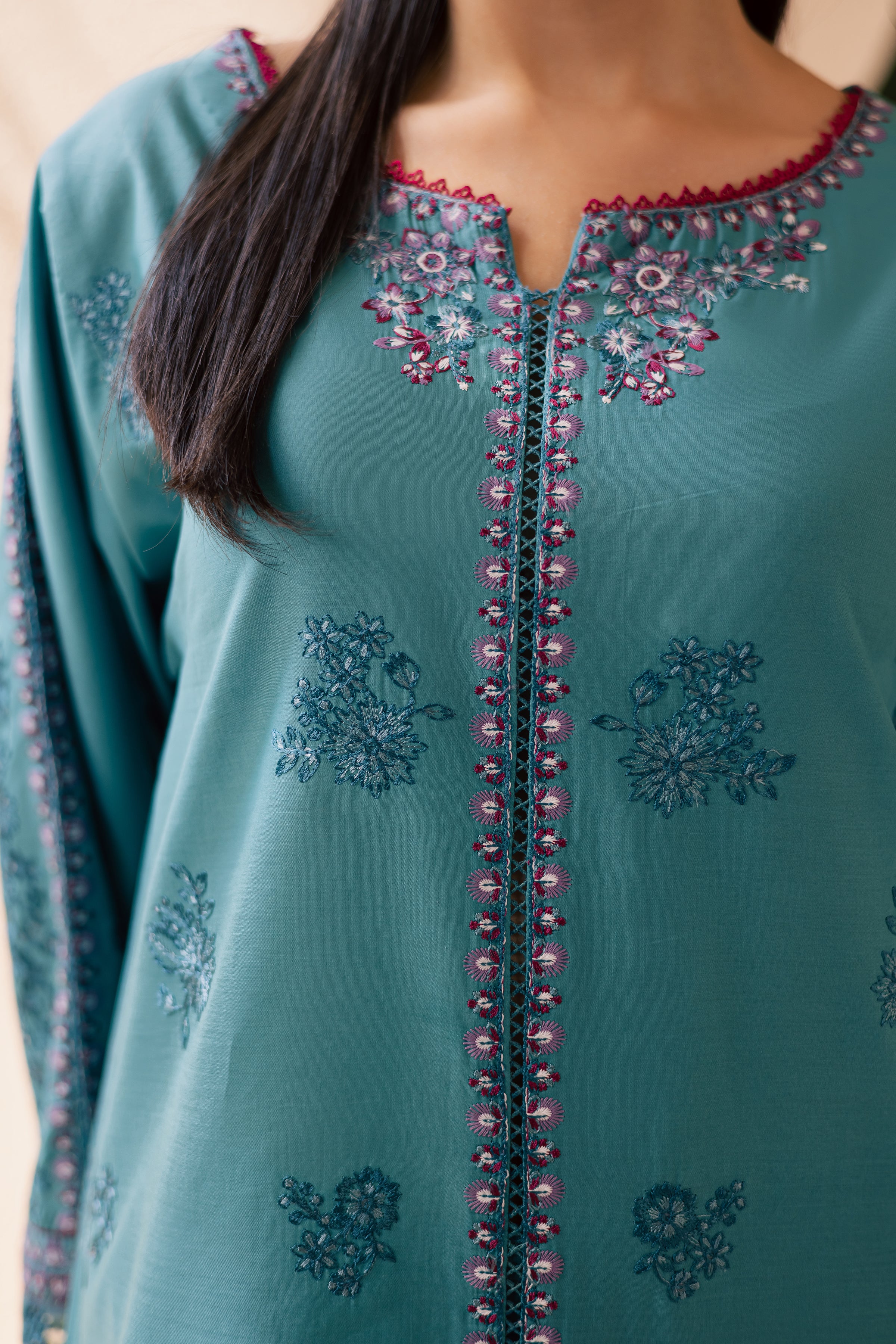 Versak 2Pc - Embroidered Solid Dress - Image 7