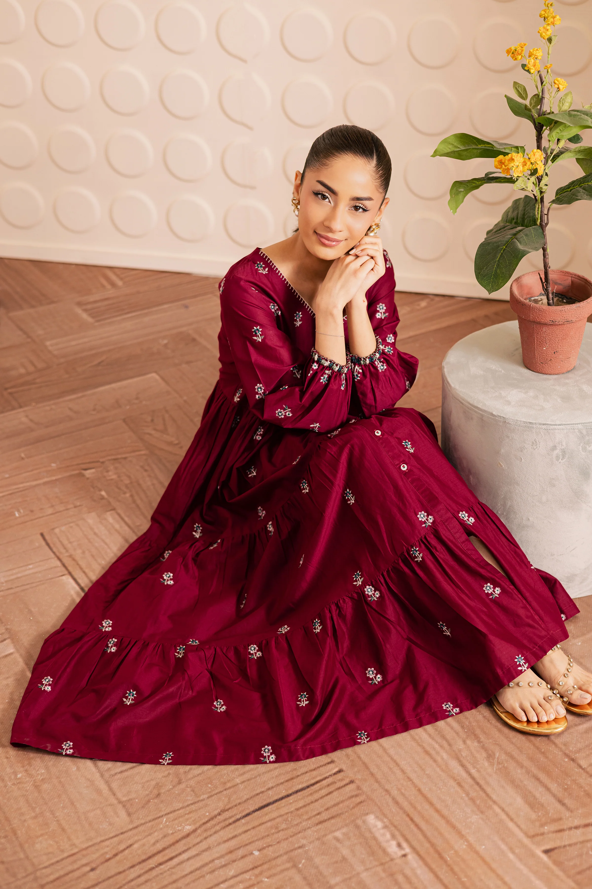 Virginia Miller 2pc - Embroidered Lawn Pret - Image 5