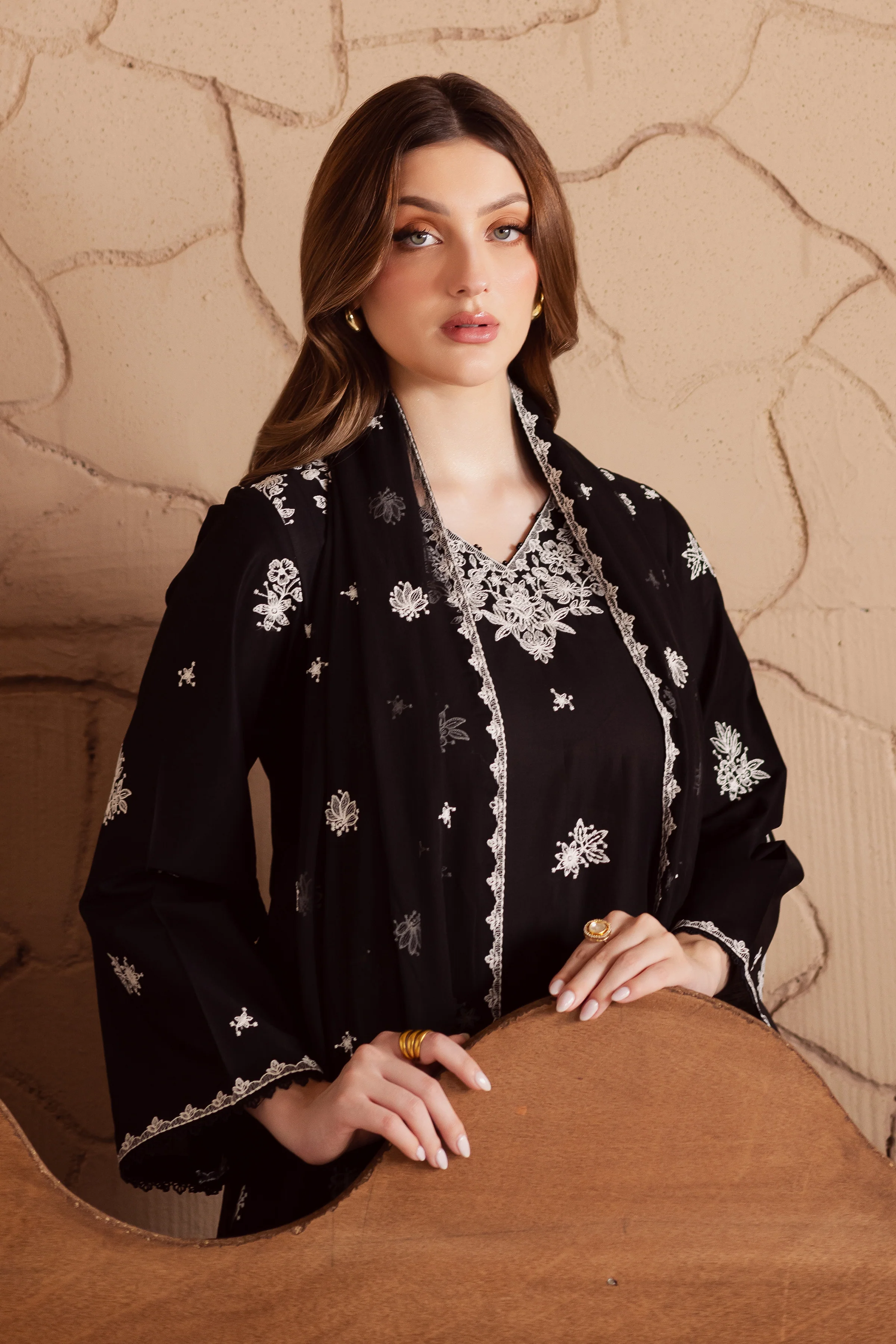 Void 3Pc - Embroidered Lawn Dress - Image 6