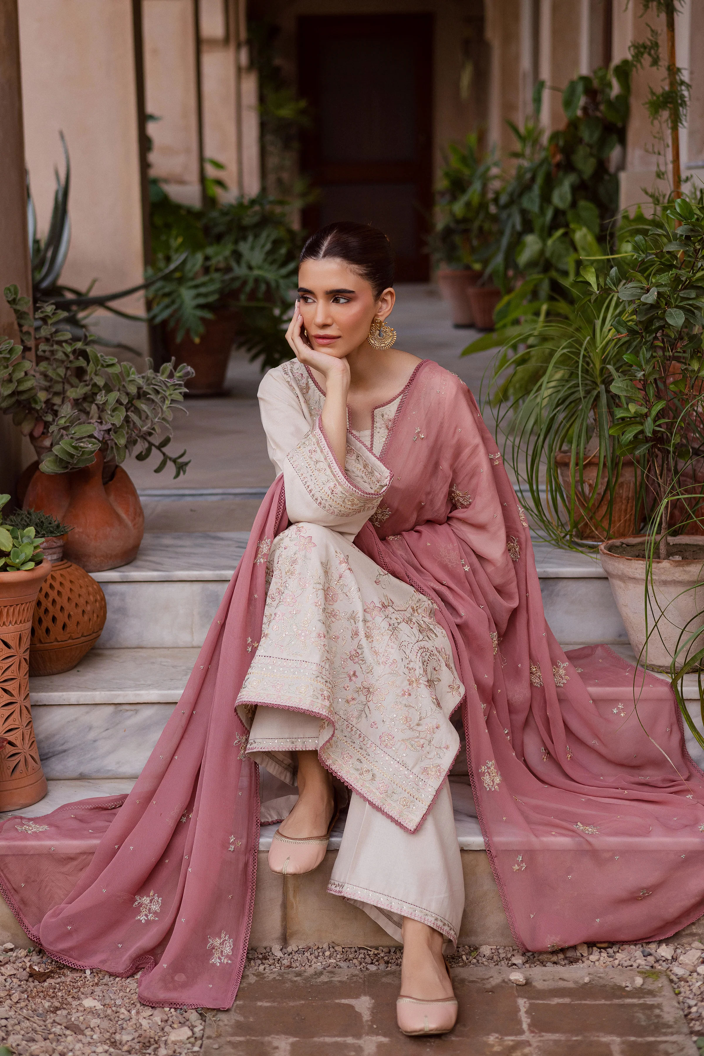 White Castor 3Pc - Embroidered Khaddar Dress - Image 5
