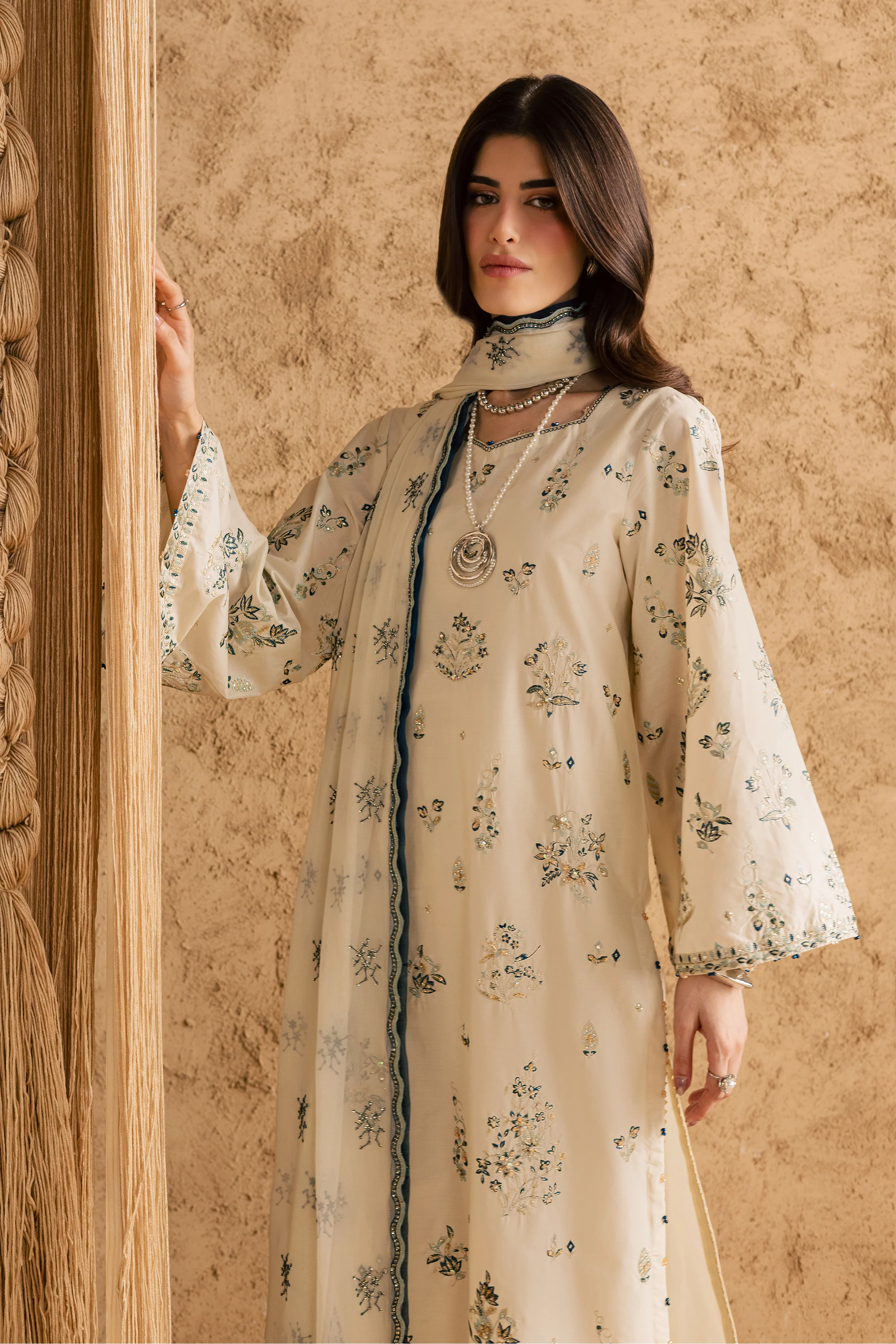 White Sky 3Pc - Festive Eid Pret - Image 4