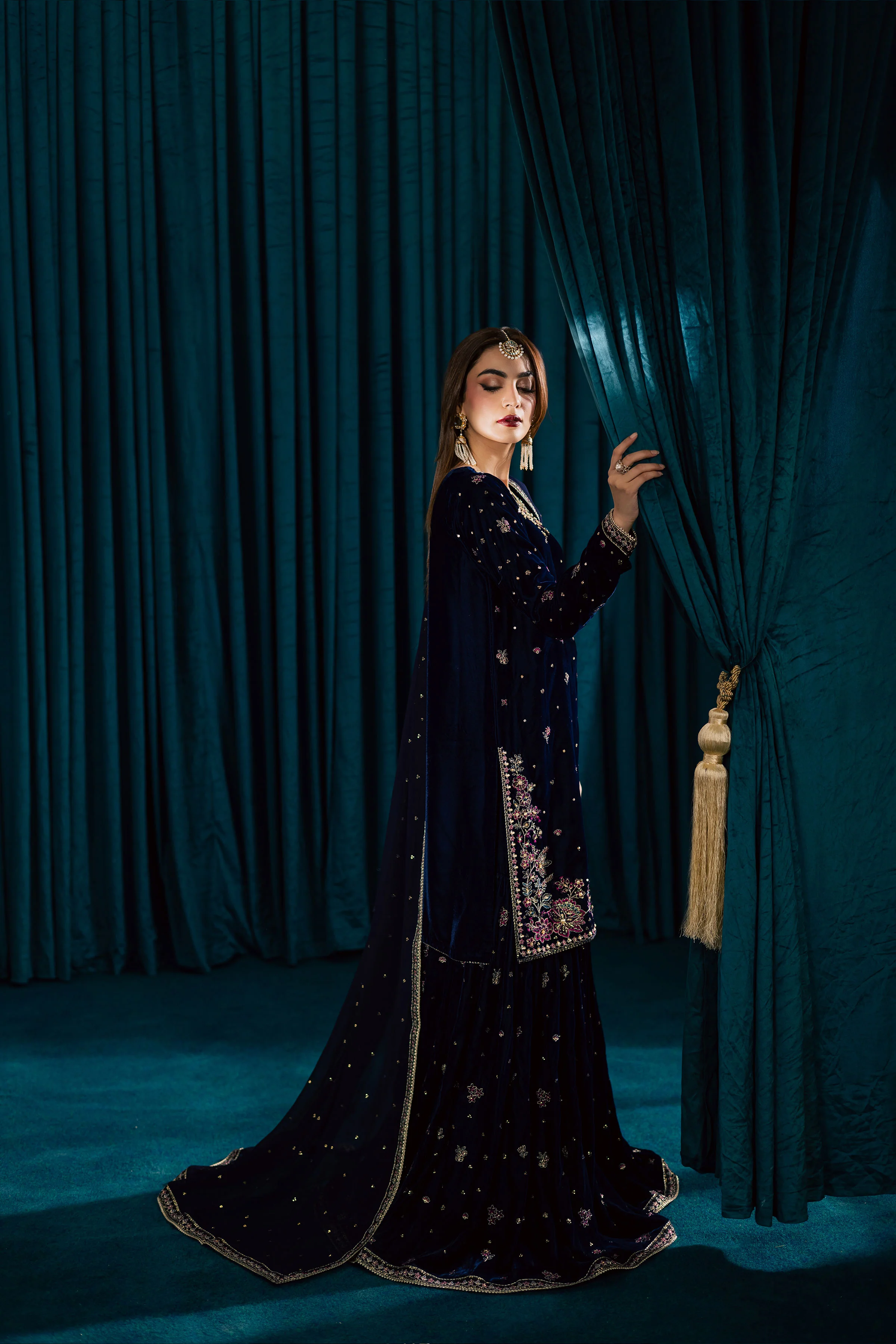 Yashal 3Pc - Velvet Formal Dress - Image 4